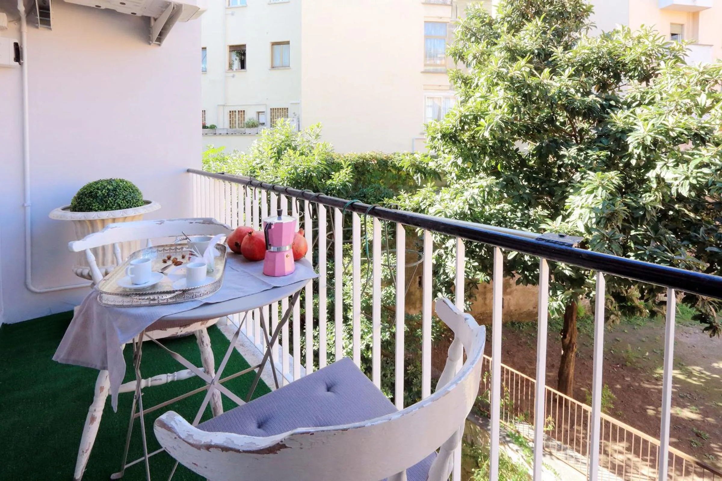 Balcony/Terrace in Vatican Art House