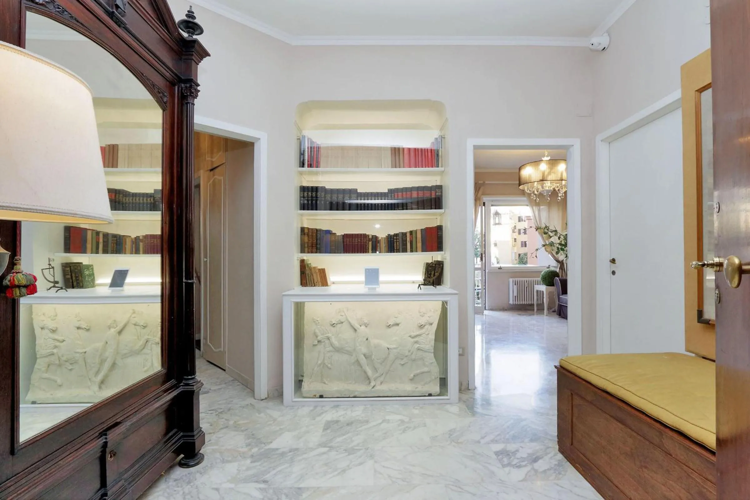 Lobby or reception in Vatican Art House