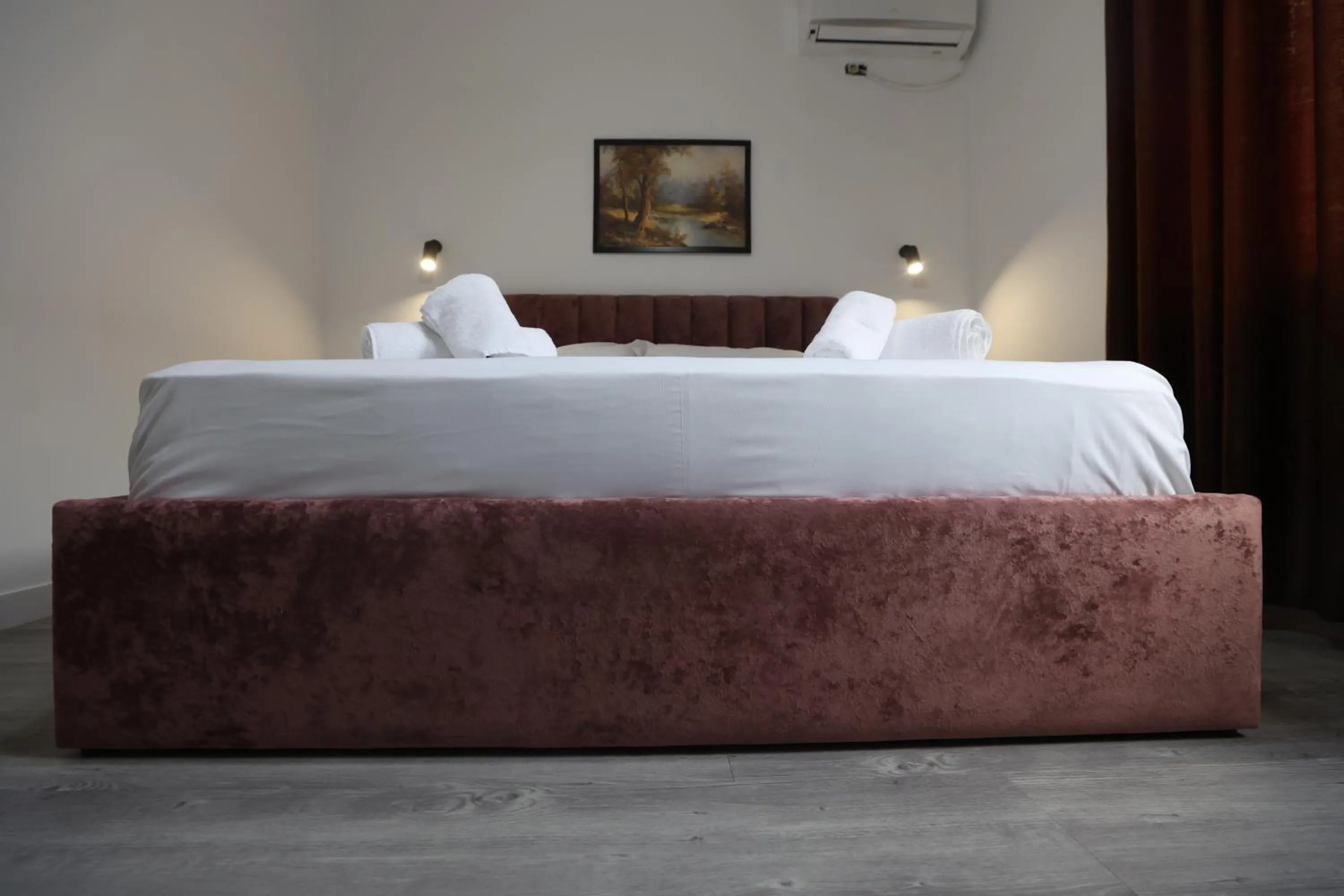 Bed in VILA ALIZEE Hotel