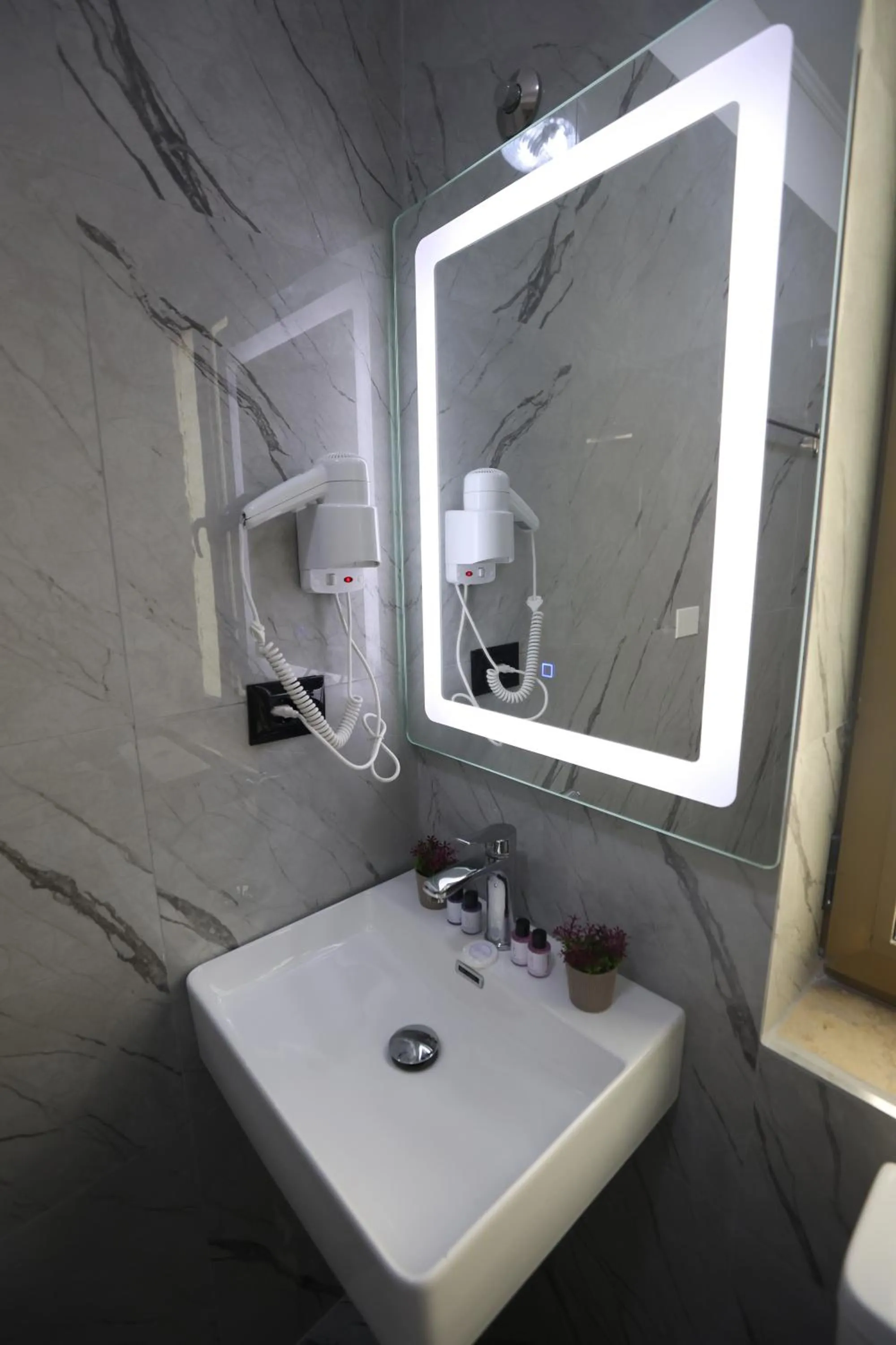 Bathroom in VILA ALIZEE Hotel