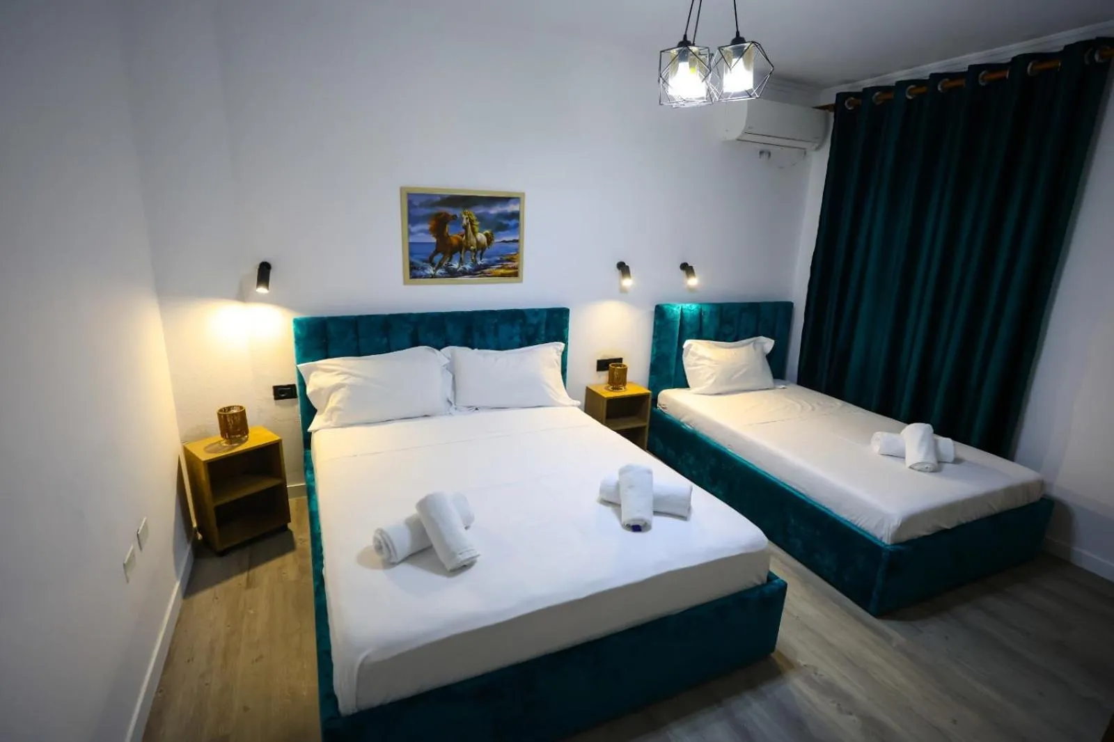 Bedroom, Bed in VILA ALIZEE Hotel