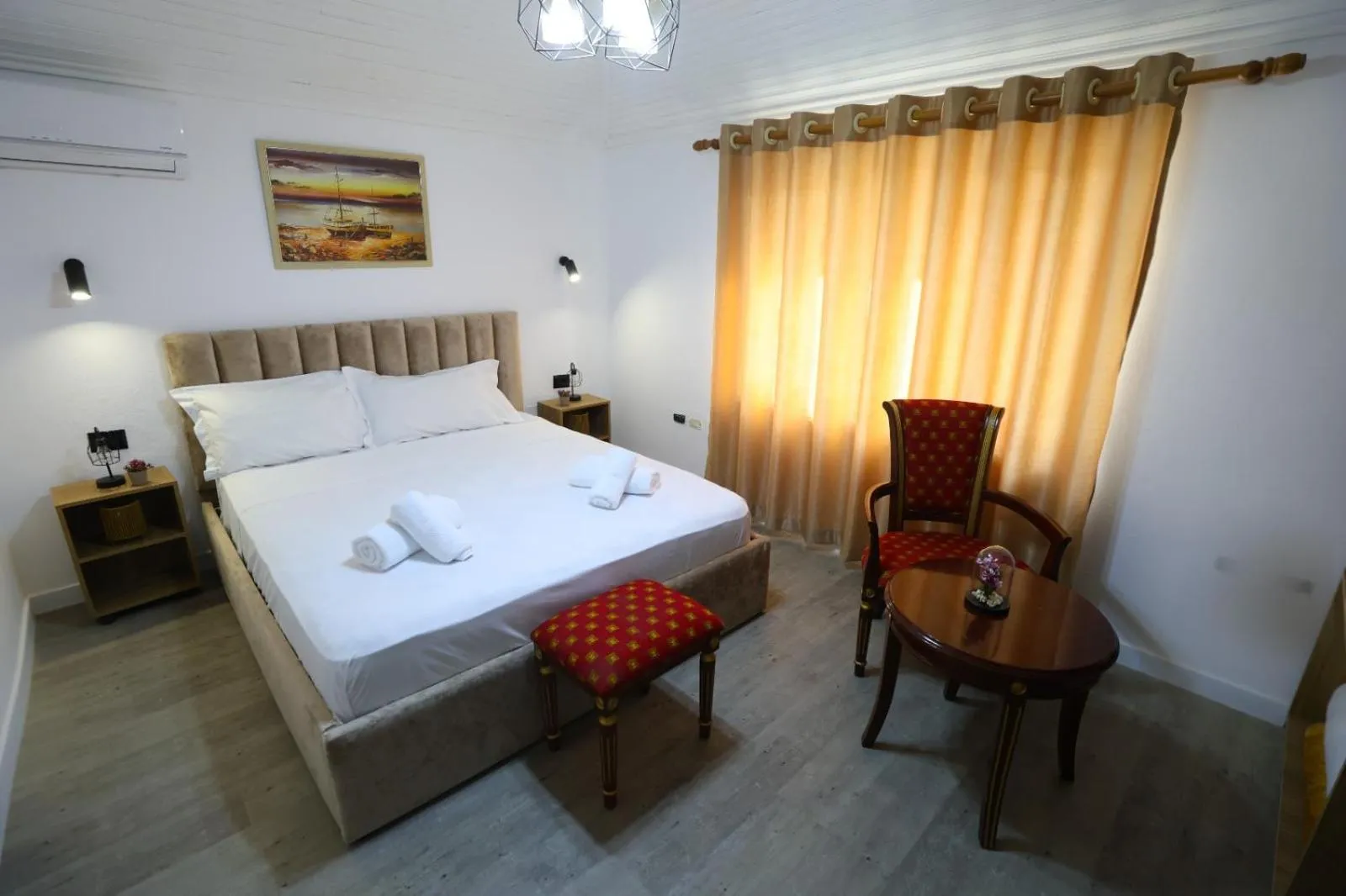 Bed in VILA ALIZEE Hotel