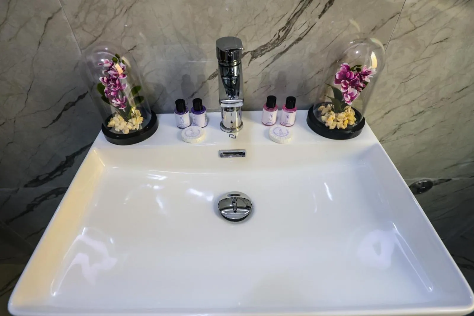 Bathroom in VILA ALIZEE Hotel