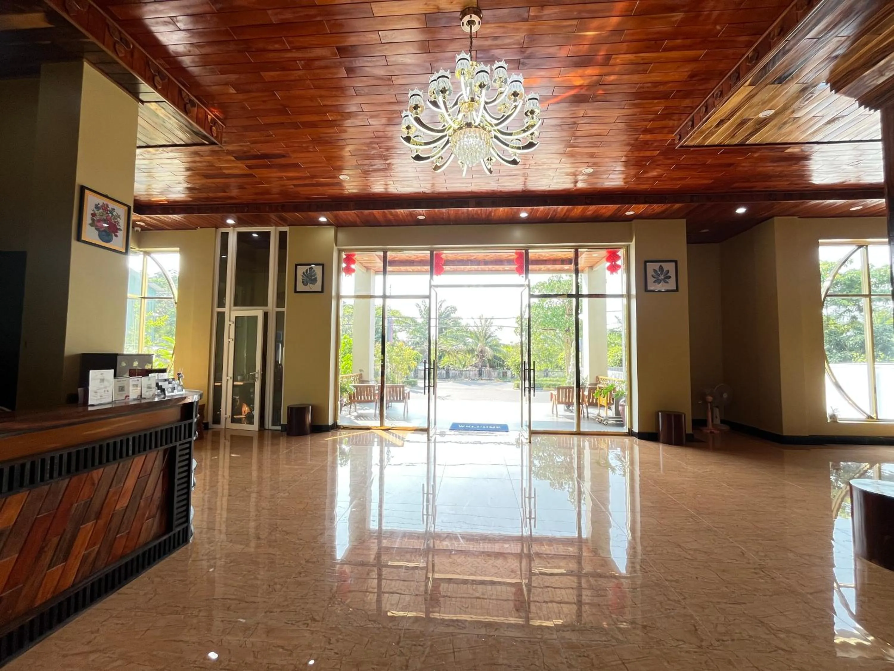 Facade/entrance in Kep Sea View Hotel & Sky Bar