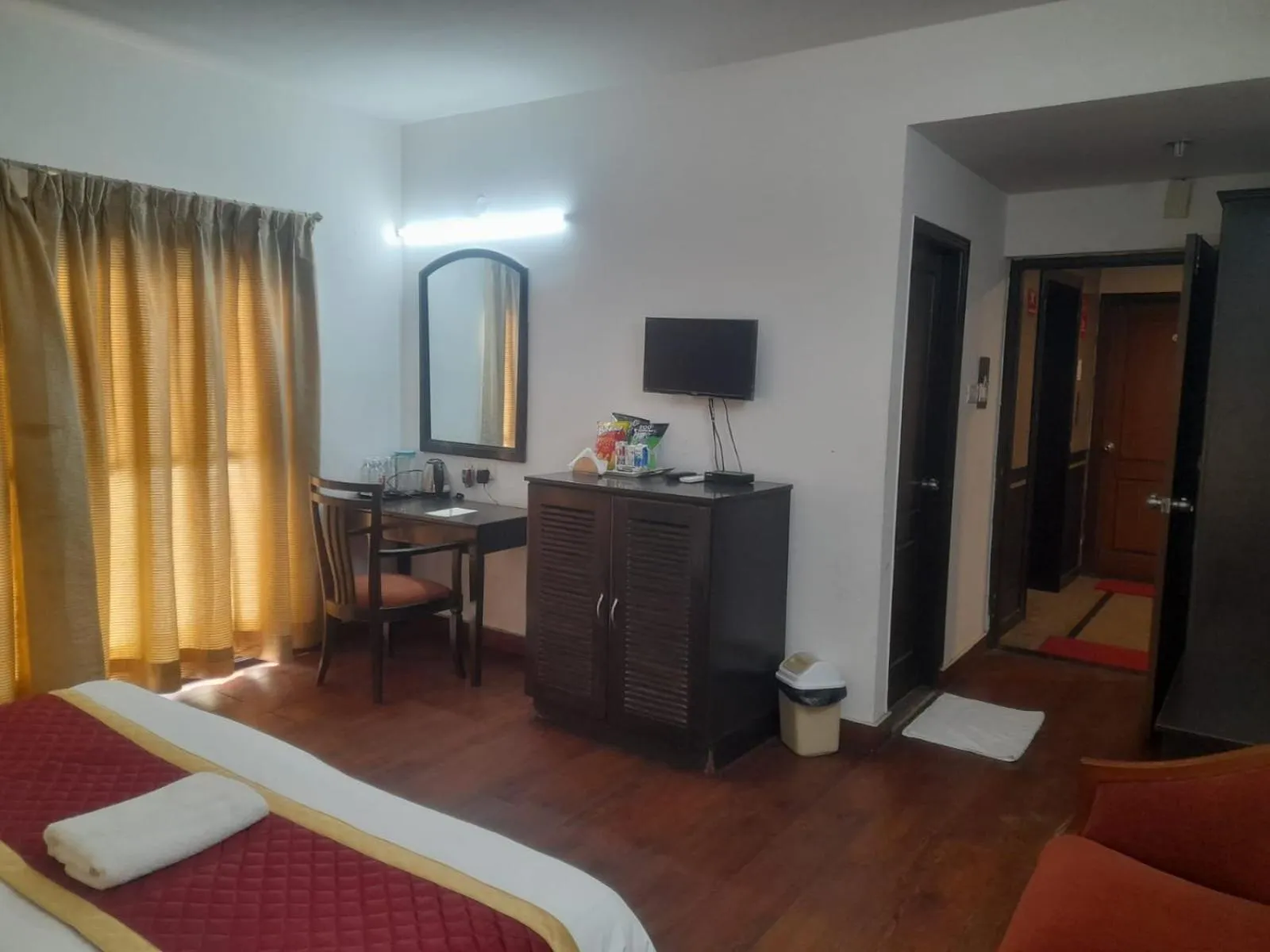 Bed in Hotel Prestige INN