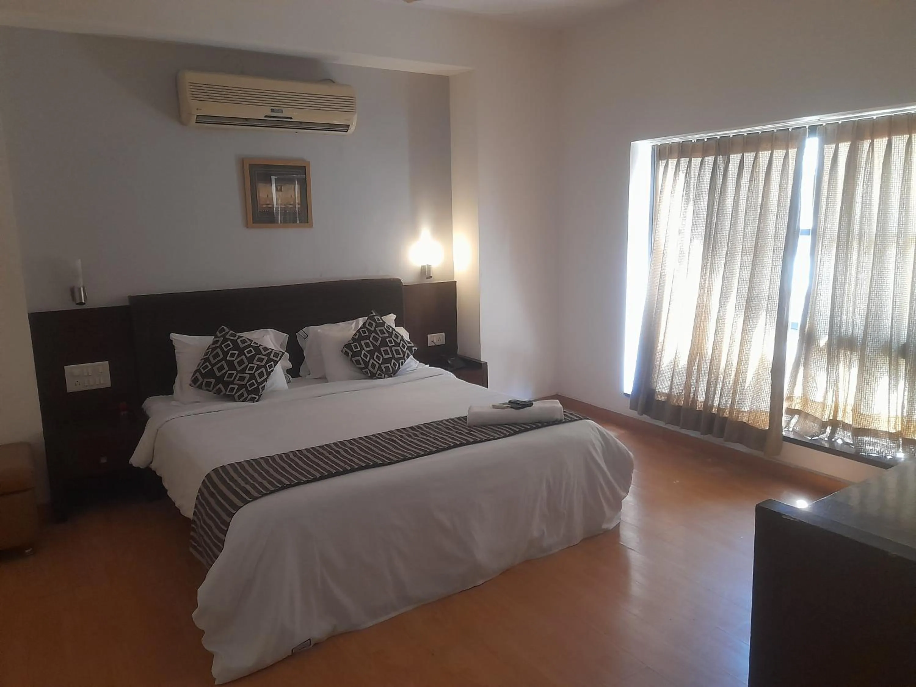 Bed in Hotel Prestige INN