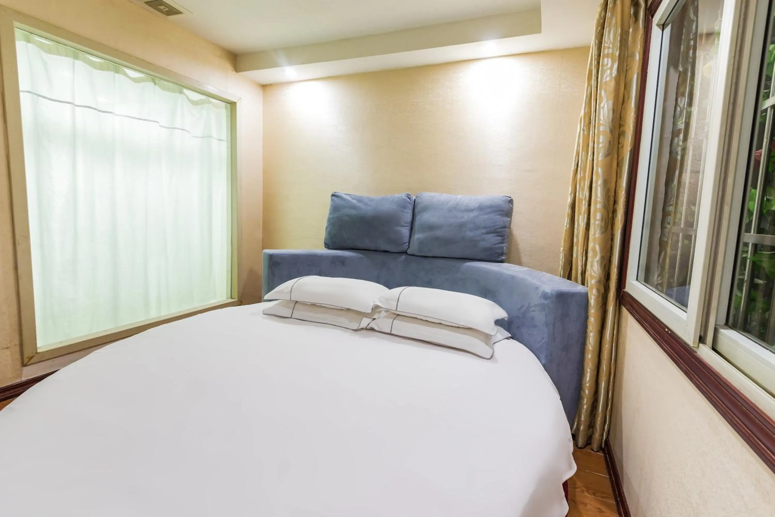 Yimi Hotel Guangzhou Pazhou Convention and Exhibition Center Chigang