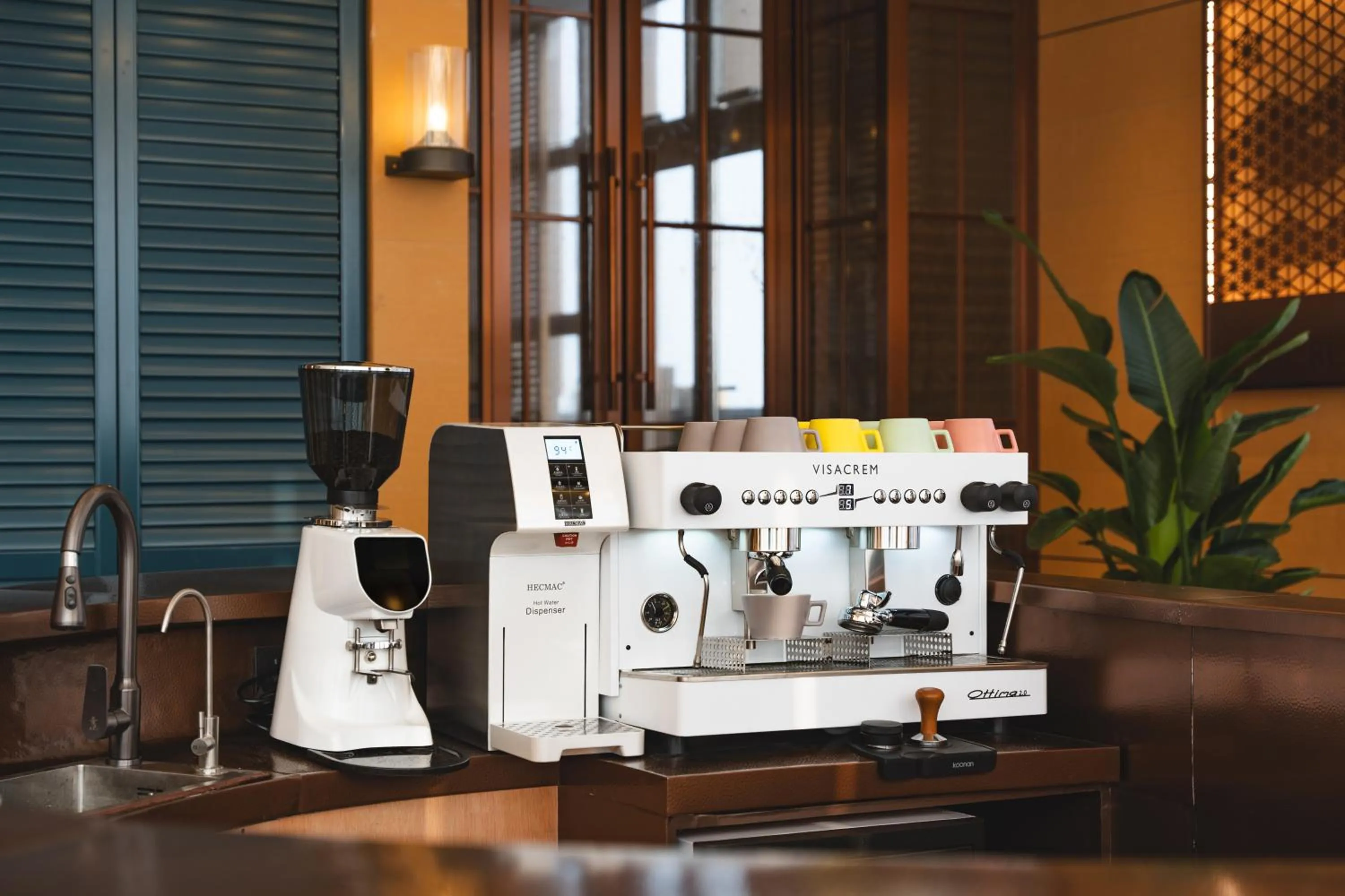 Coffee/tea facilities in SSAW Boutique Hotel Hangzhou Chengjun Grand Canal