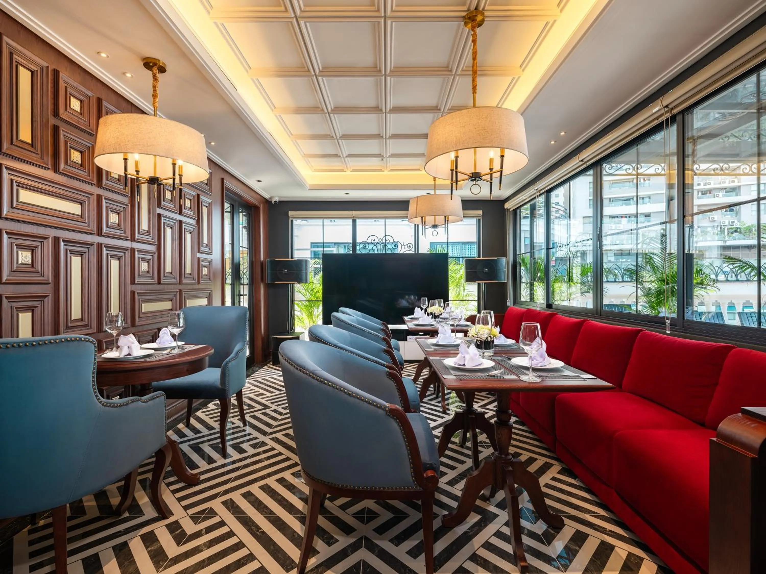 Restaurant/places to eat in Saigon Aroma Hotel