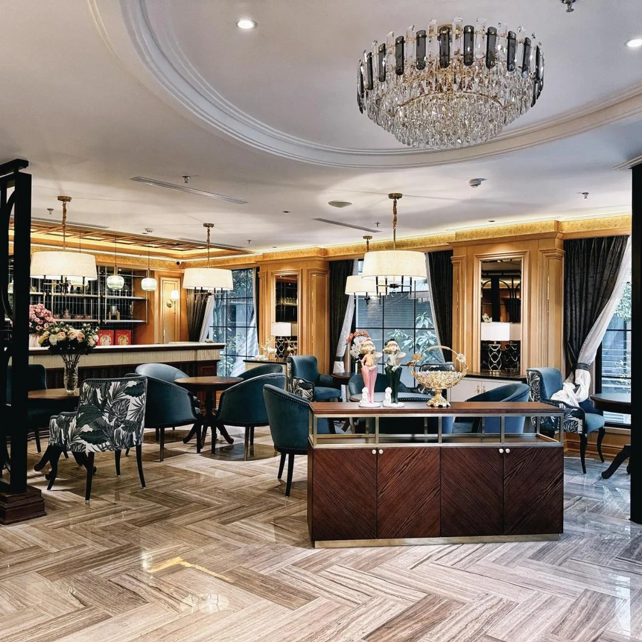 concierge in Saigon Aroma Hotel