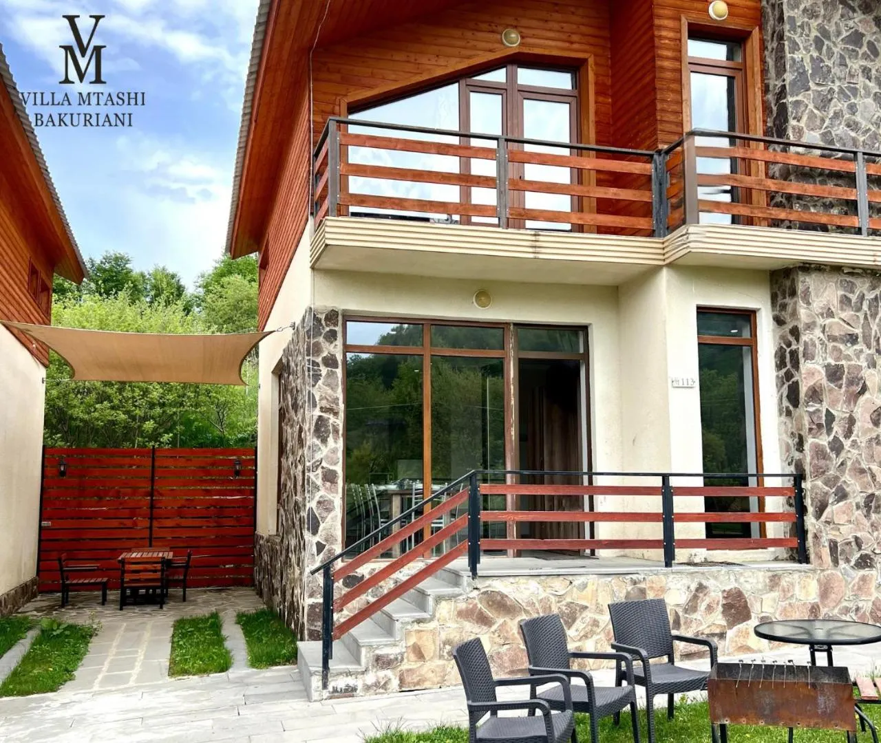 Property building in Villa Mtashi