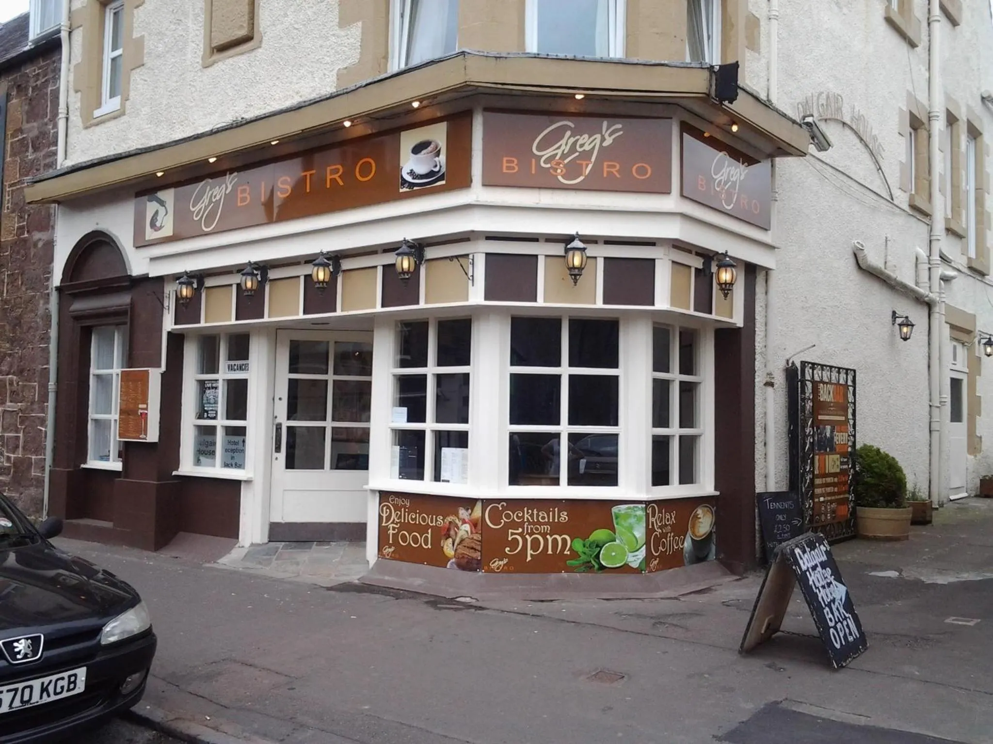 Restaurant/places to eat in Dalgair House Hotel