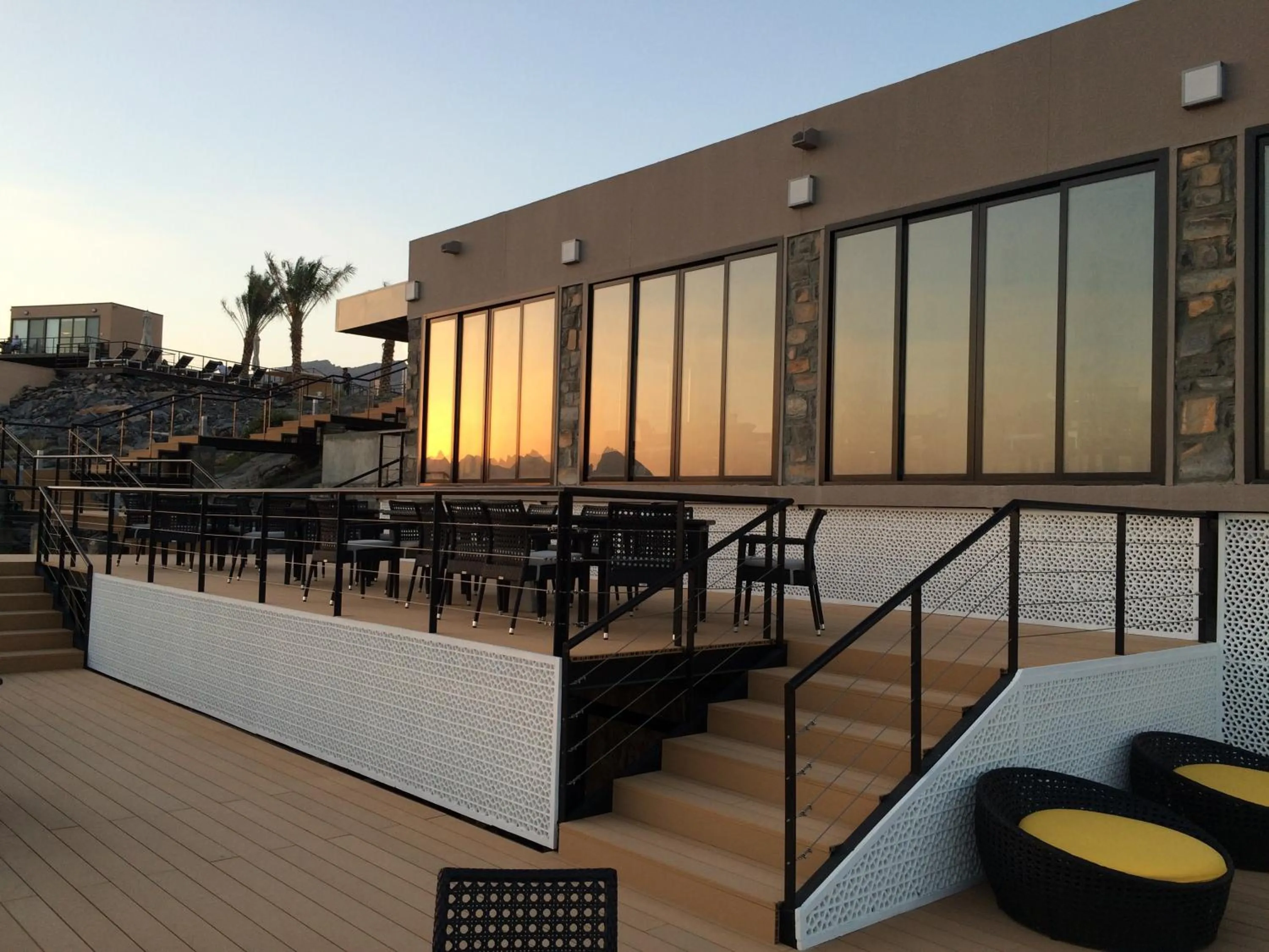 Facade/entrance in The View