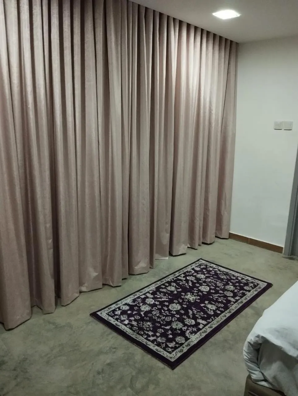 Bedroom, Bed in The View