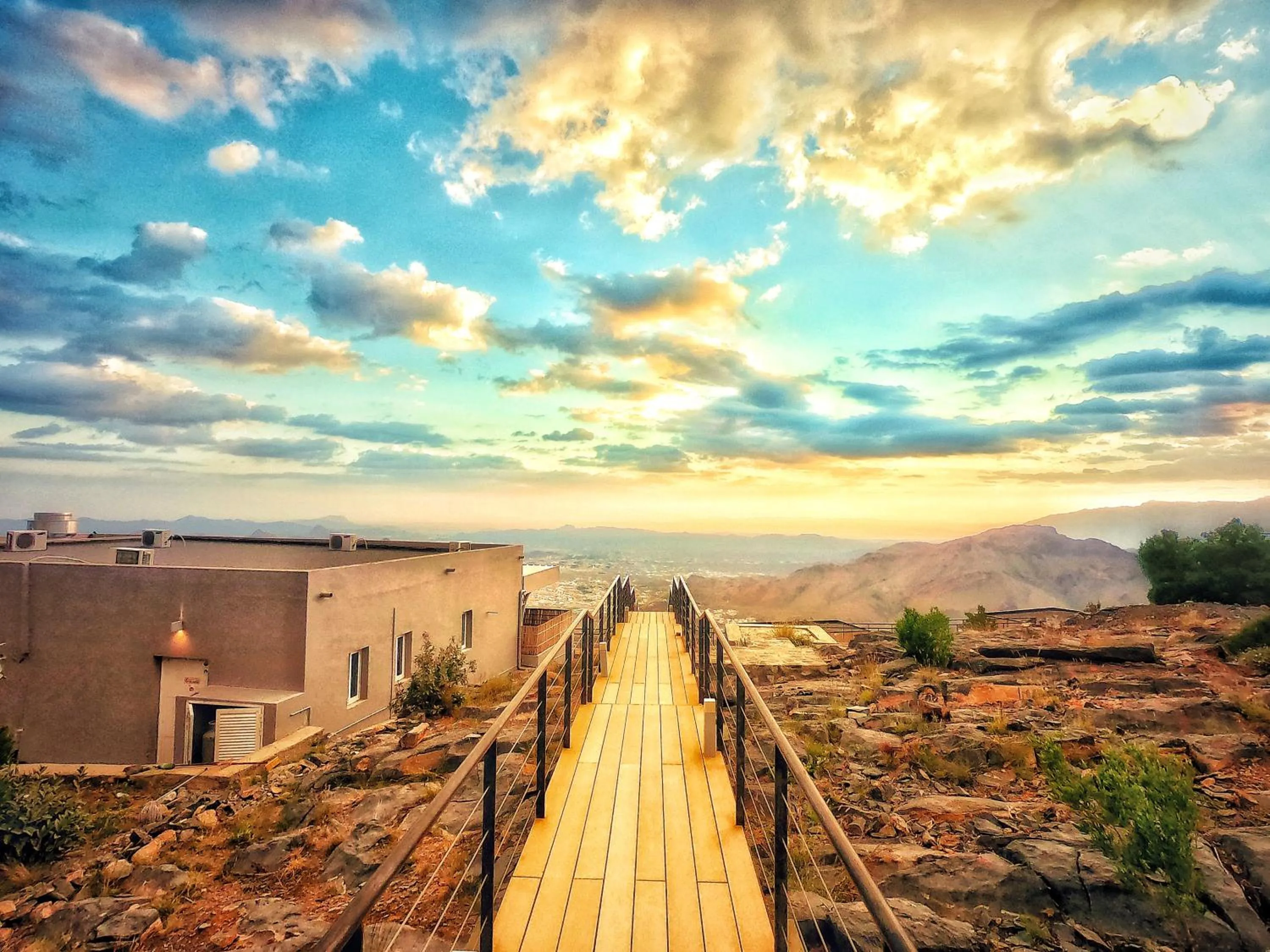 Facade/entrance in The View