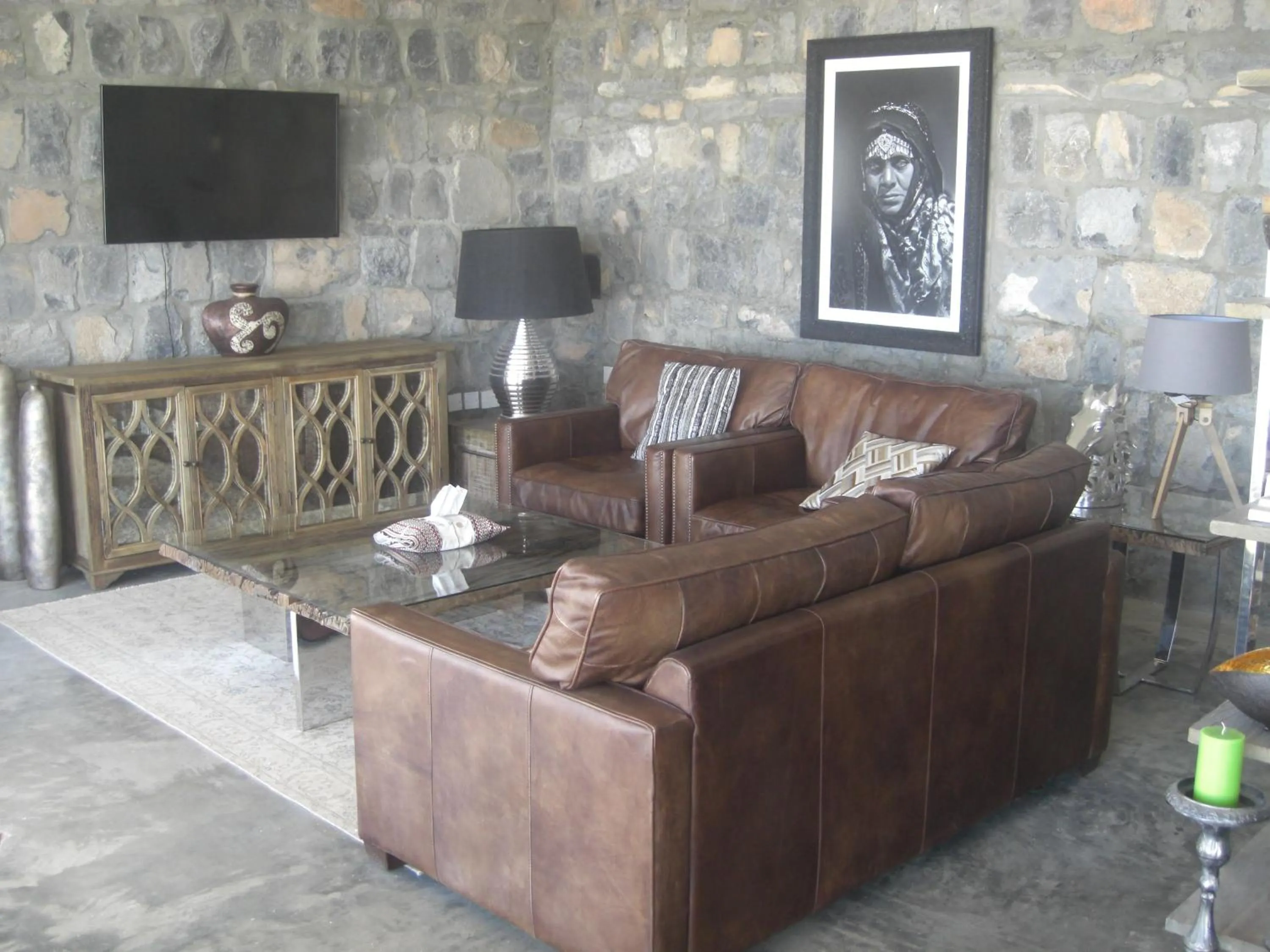 Communal lounge/ TV room in The View