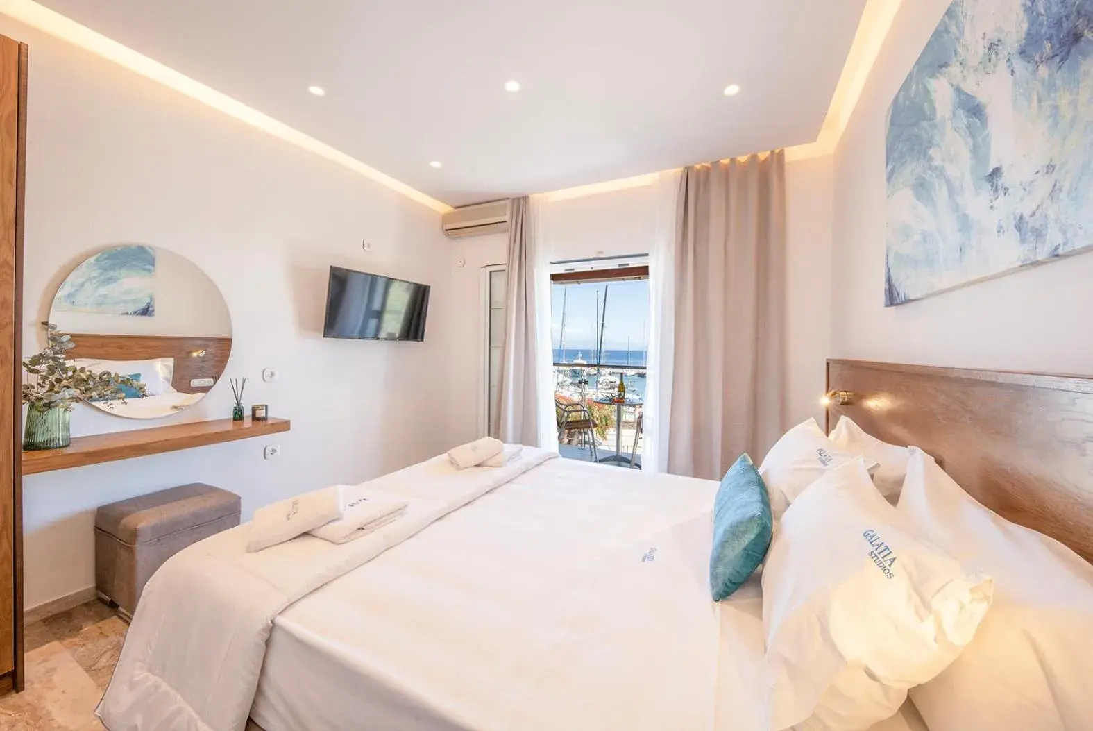 Deluxe Double Room with Balcony and Sea View - single occupancy in Galatia Studios and Apartments Deluxe Double Room with Balcony and Sea View - single occupancy in Galatia Studios and Apartments