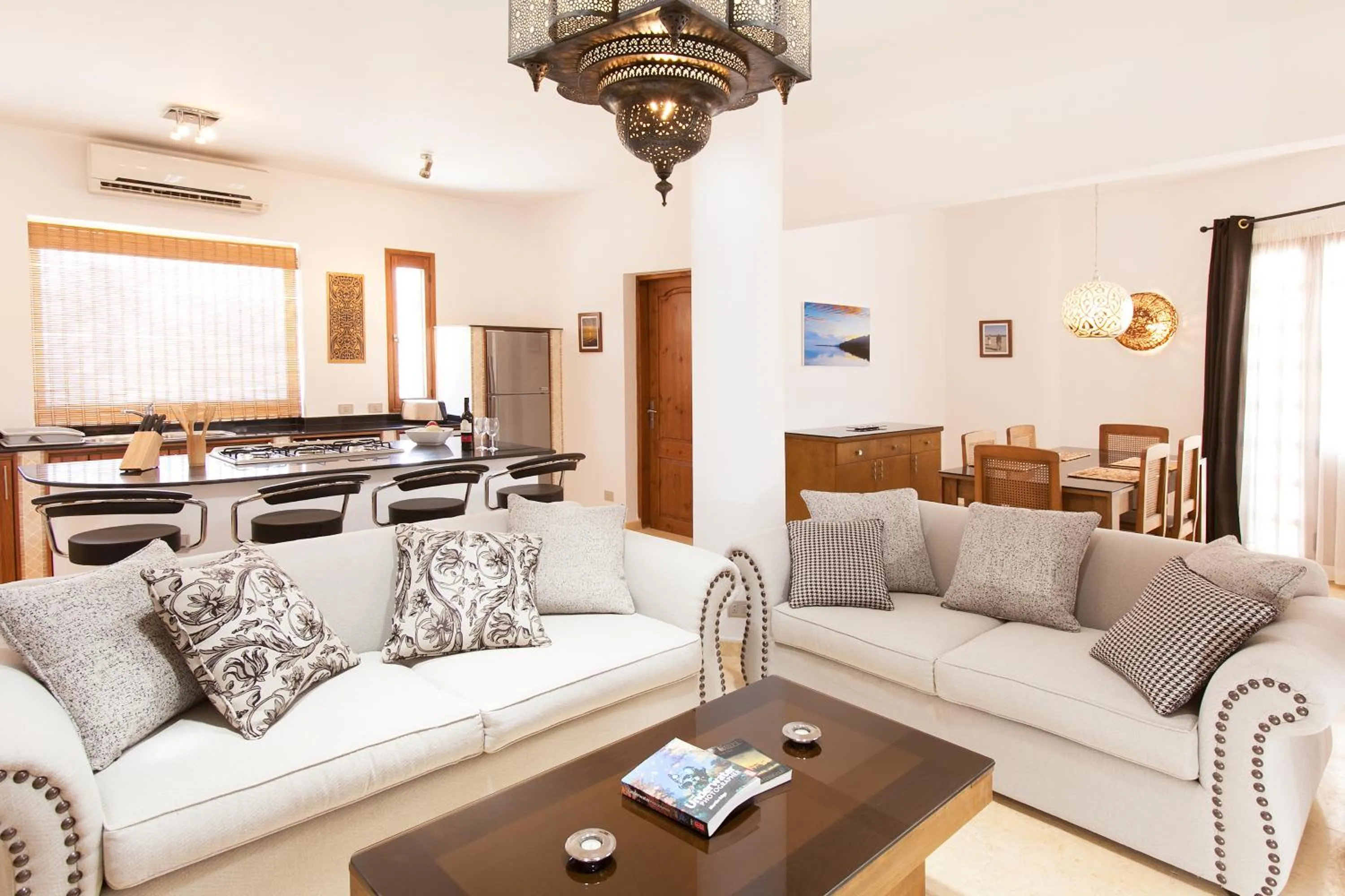 TV and multimedia in Red Rock Apartments