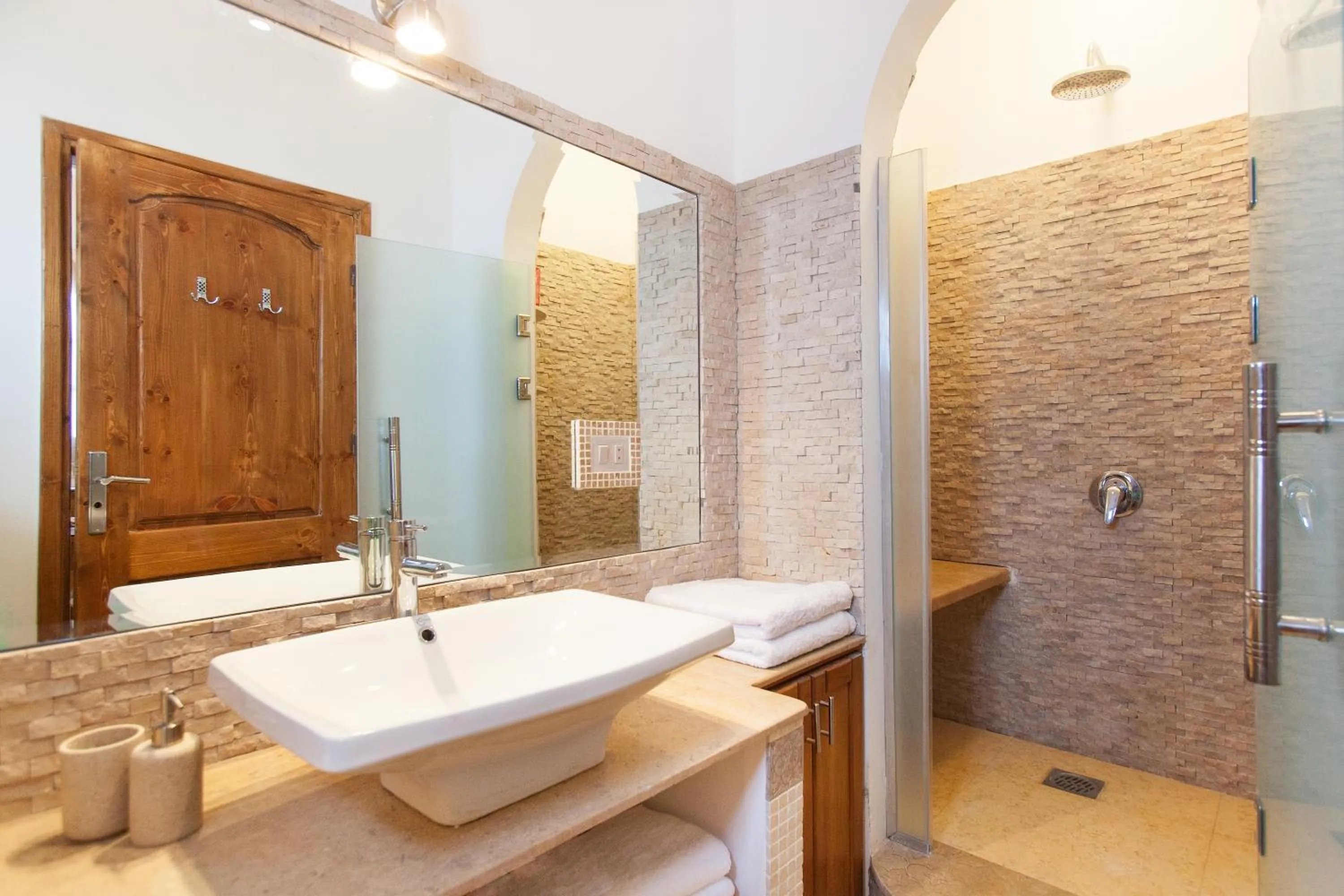 Shower in Red Rock Apartments