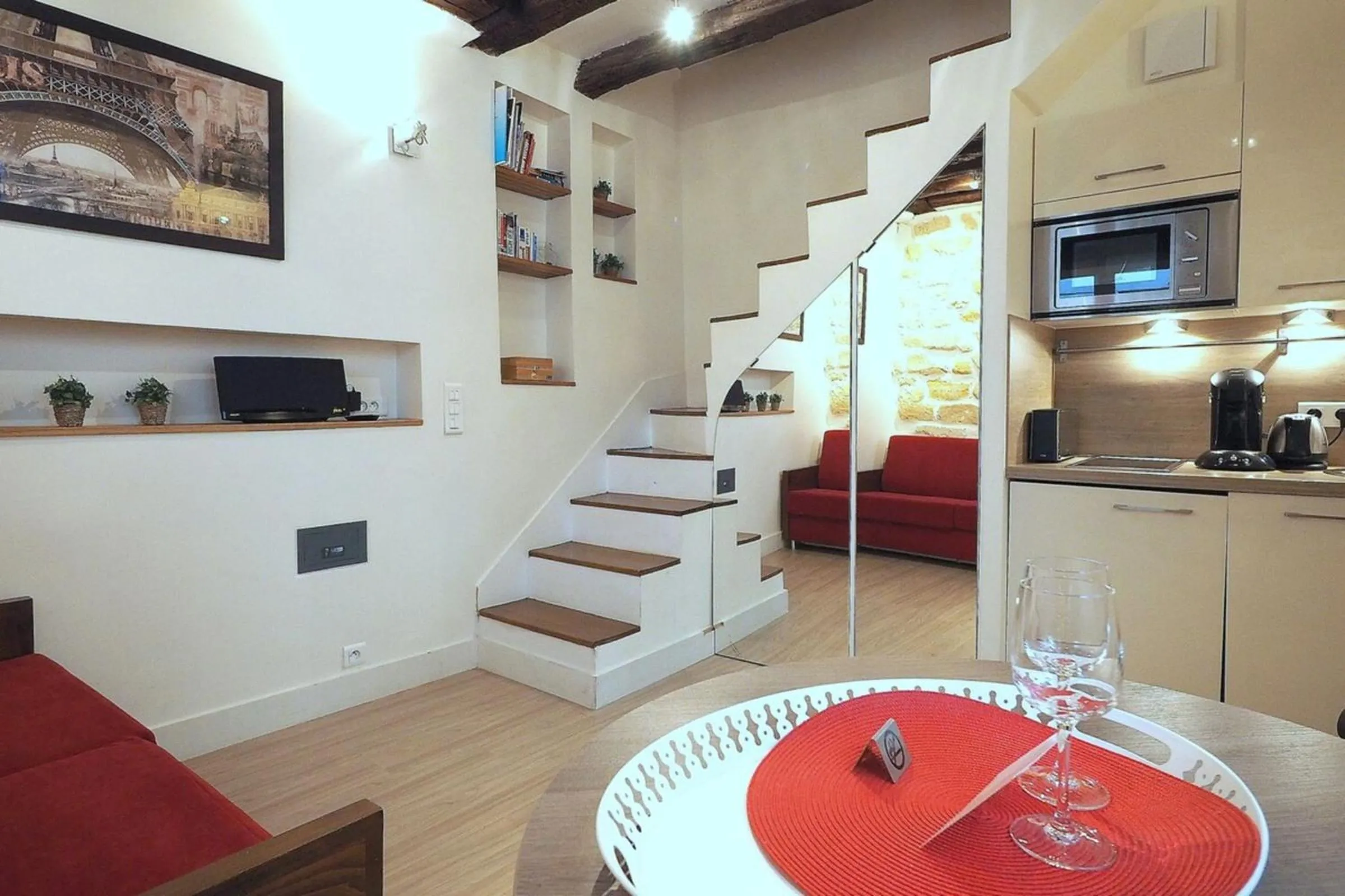 Louvre Parisian Duplex