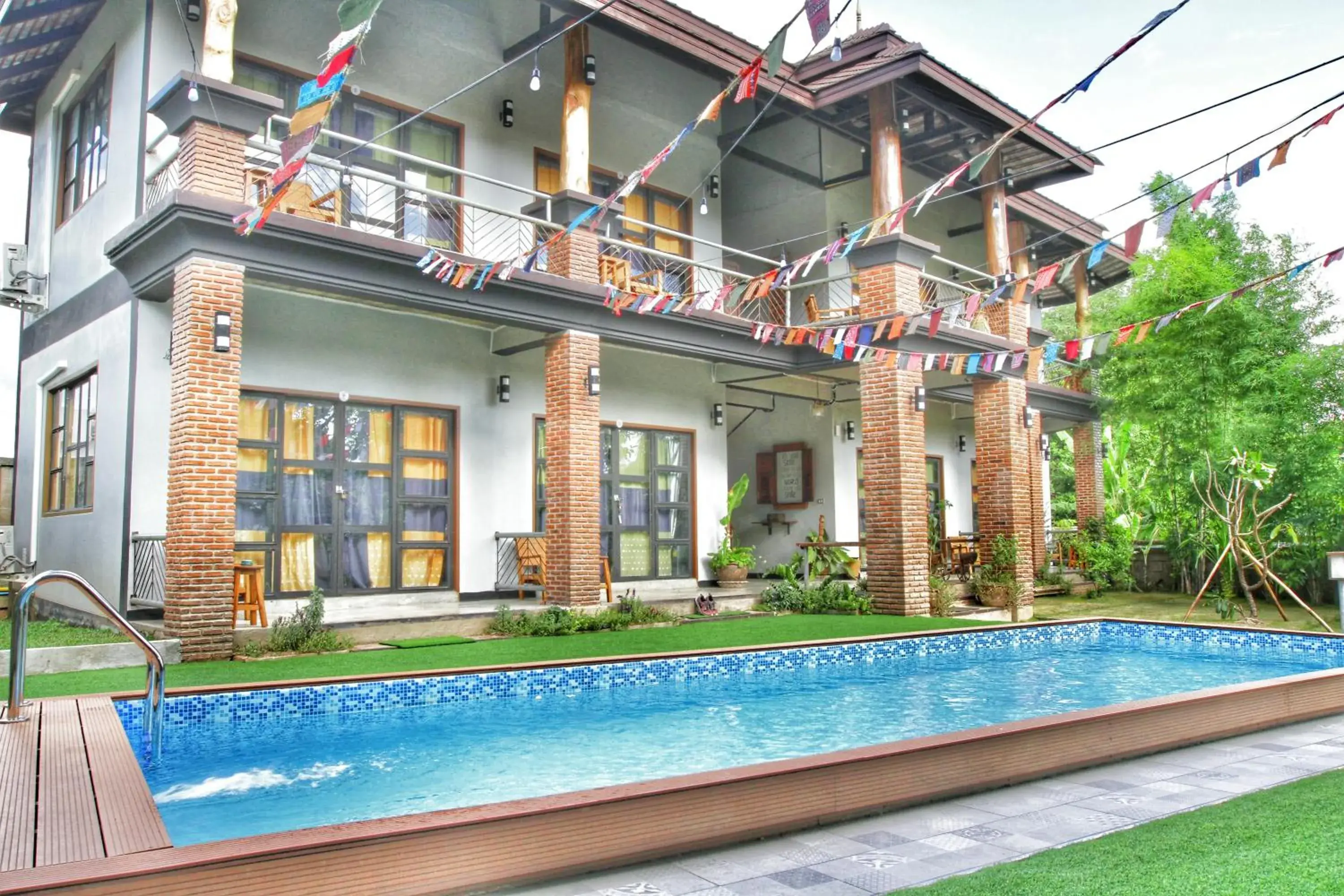 Property building in Above The Sea Maesariang Property building in Above The Sea Maesariang
