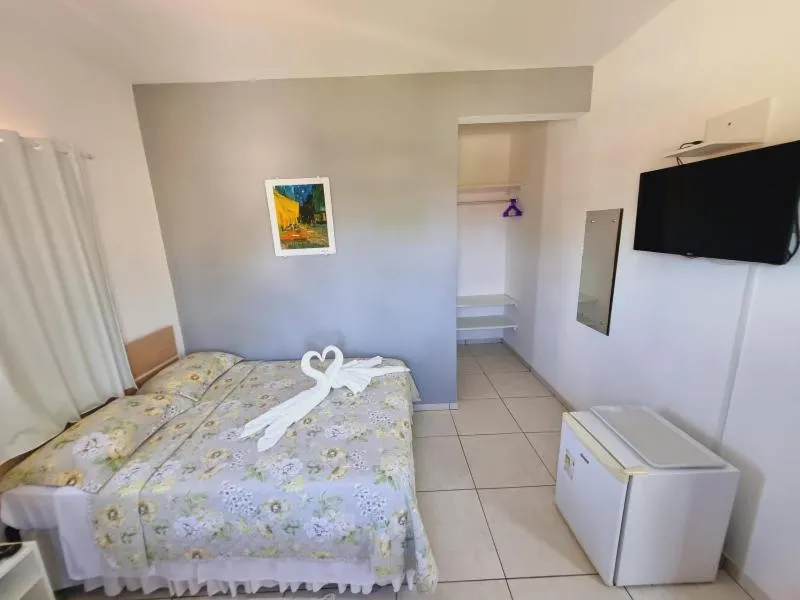 Basic Triple Room in Cantinho da Melão