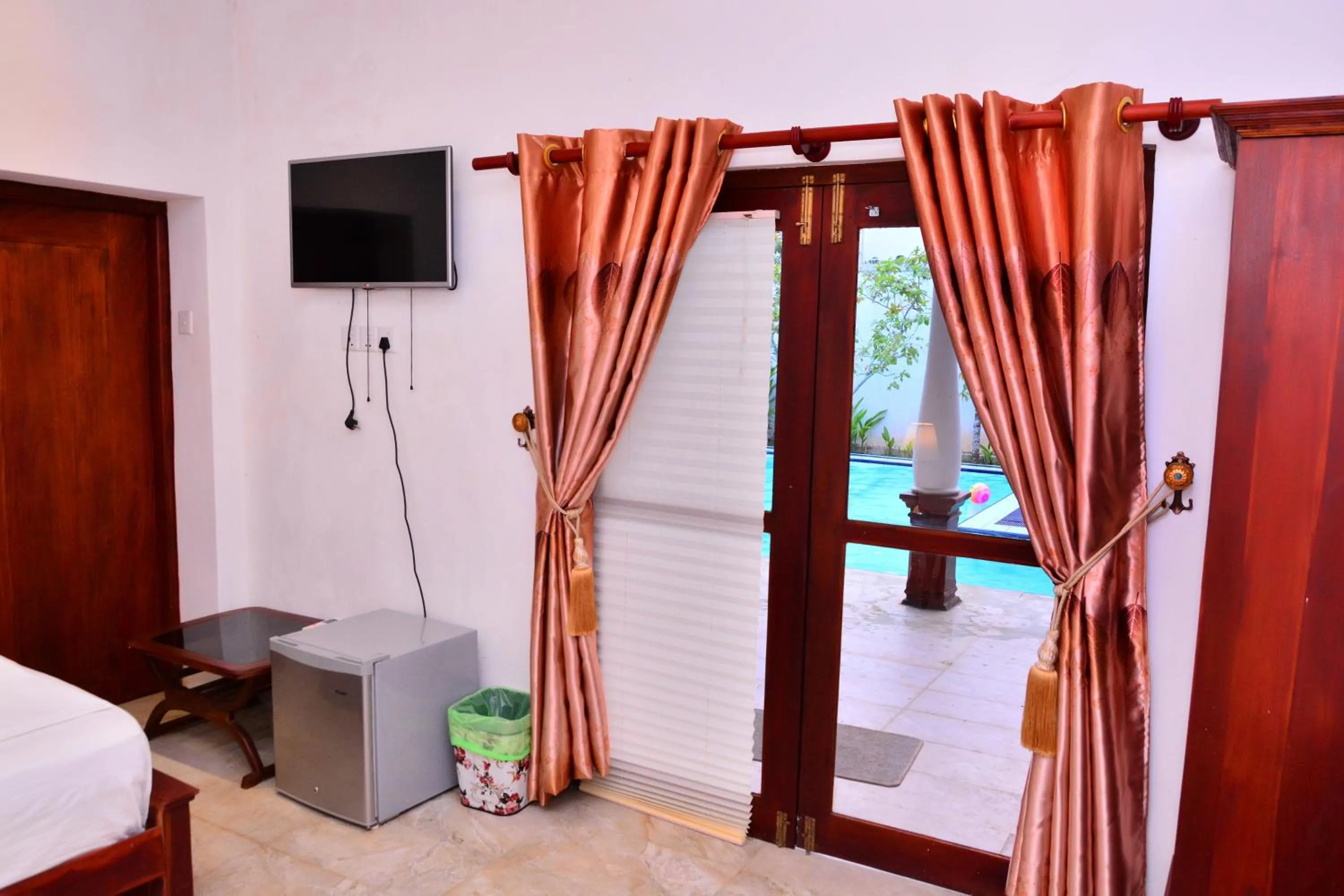 Photo of the whole room, Bed in Lucas