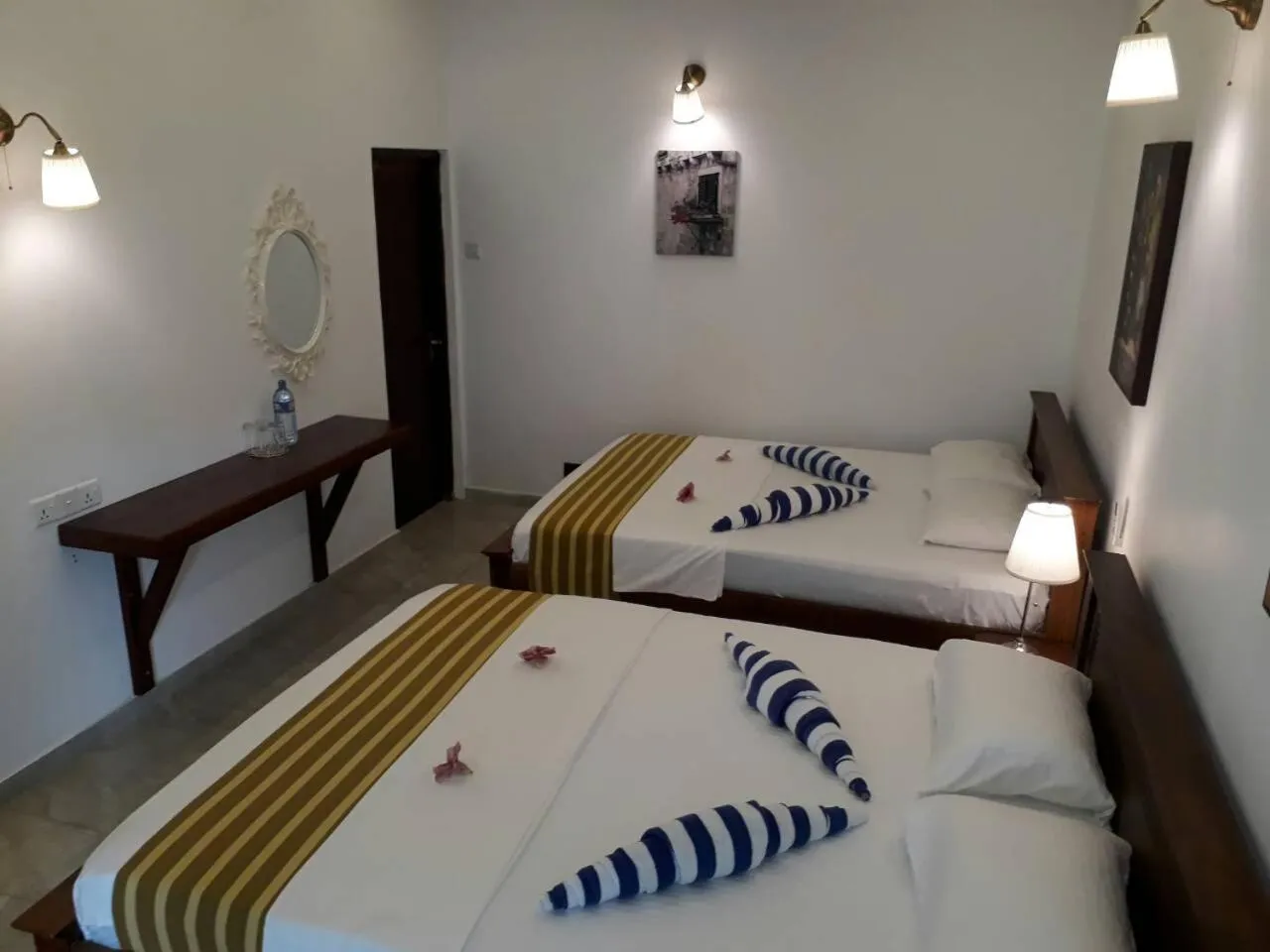 Photo of the whole room, Bed in Lucas