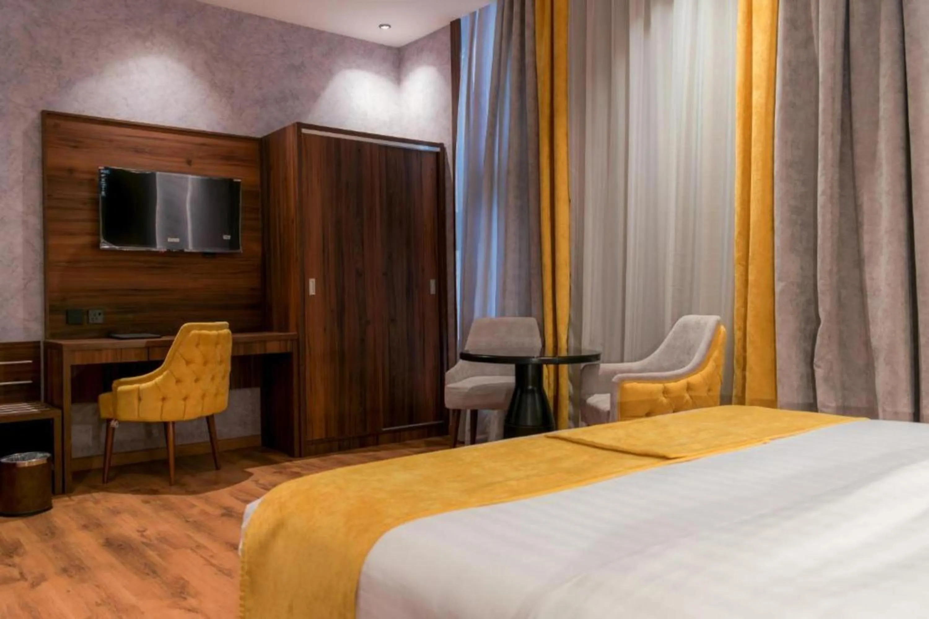 Photo of the whole room, Bed in Palette Luxury MAS Hotel