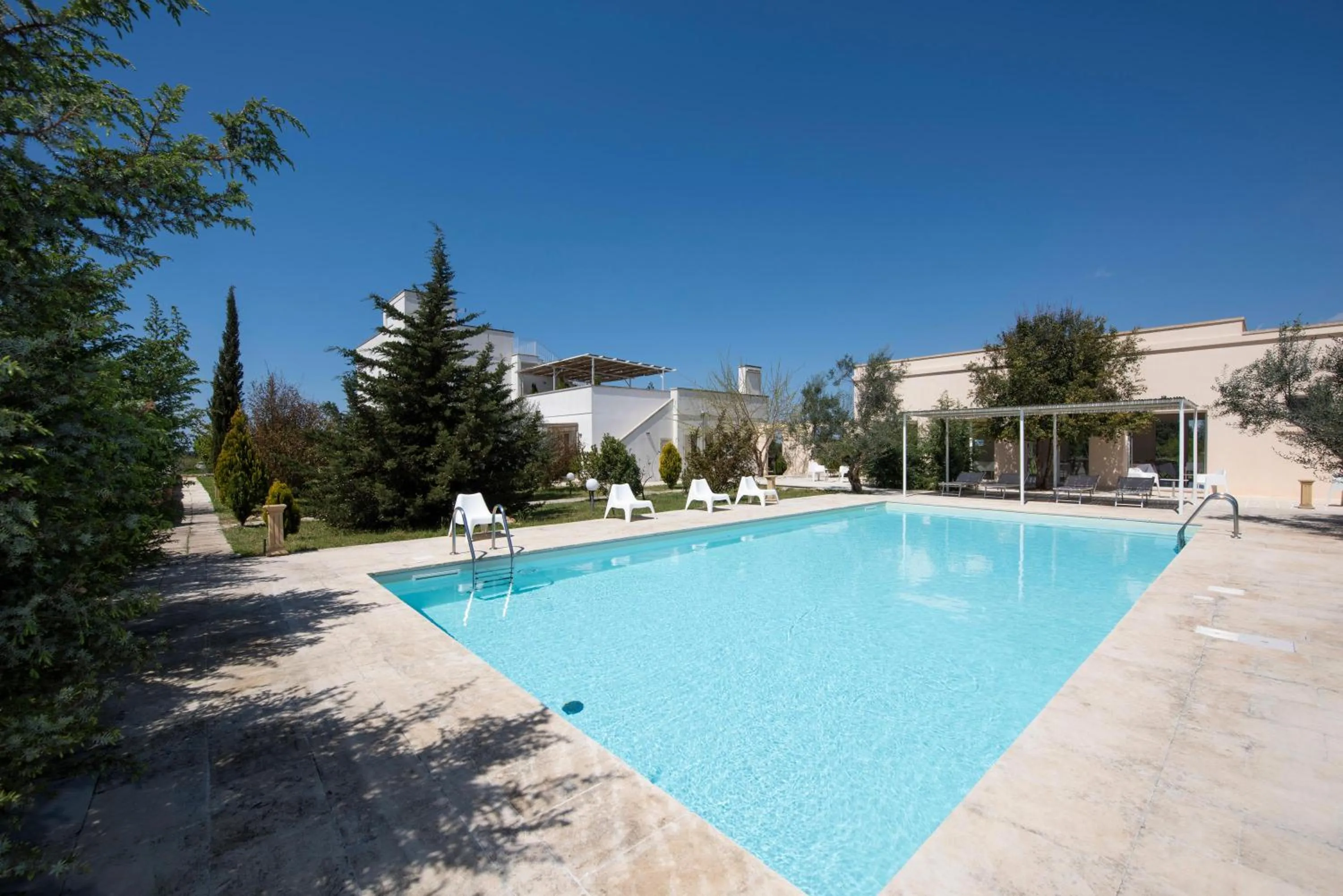Swimming pool in Masseria Agriturismo Faresalento