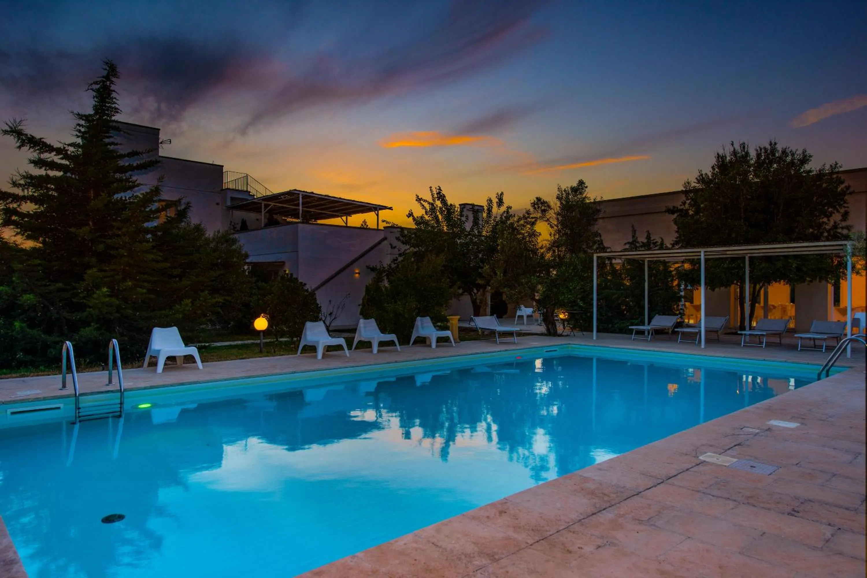 Swimming pool in Masseria Agriturismo Faresalento