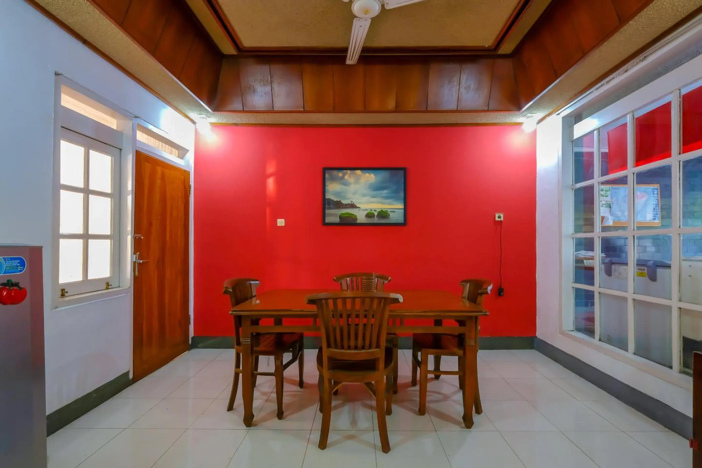 Restaurant/places to eat, Dining Area in OYO 1206 Lombok Guest House