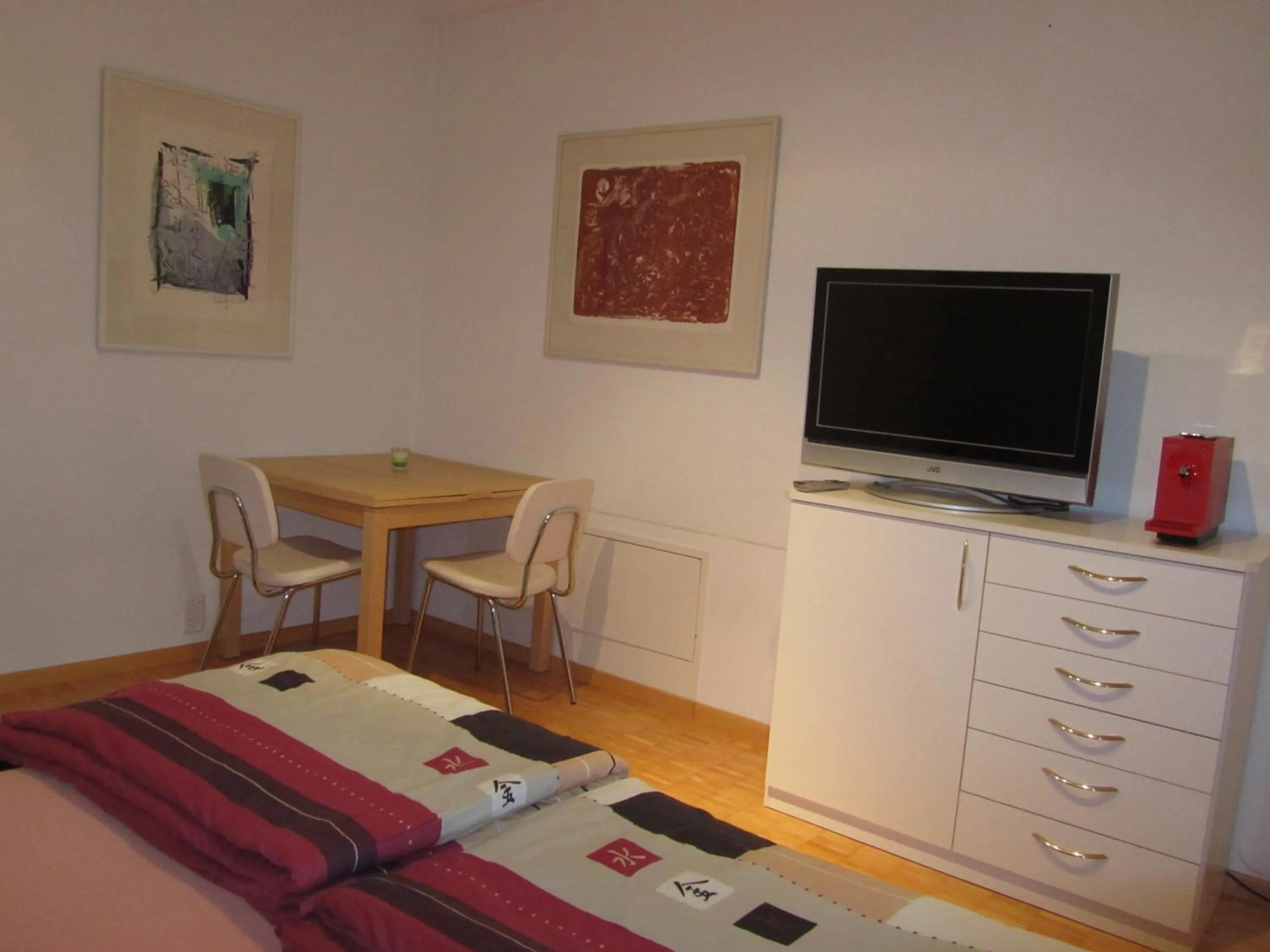 Photo of the whole room in B&B Pension Marina