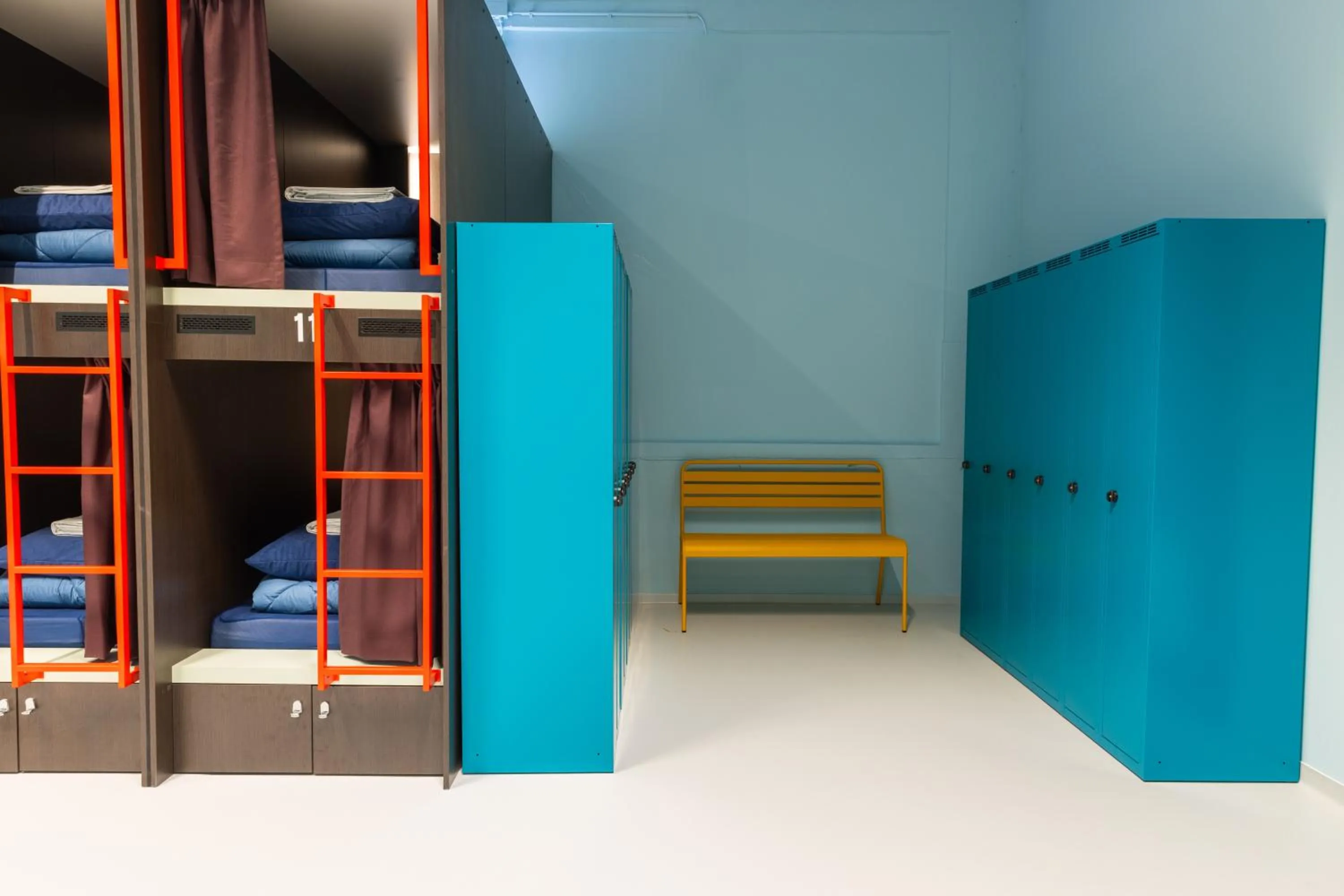 locker, Bed in Stayokay Hostel Eindhoven