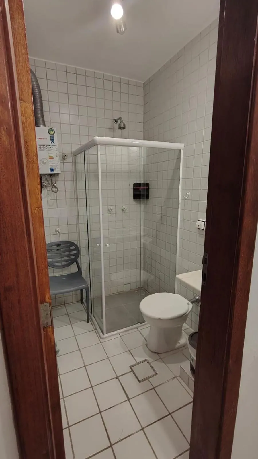 Shower in Copacabana Studio One