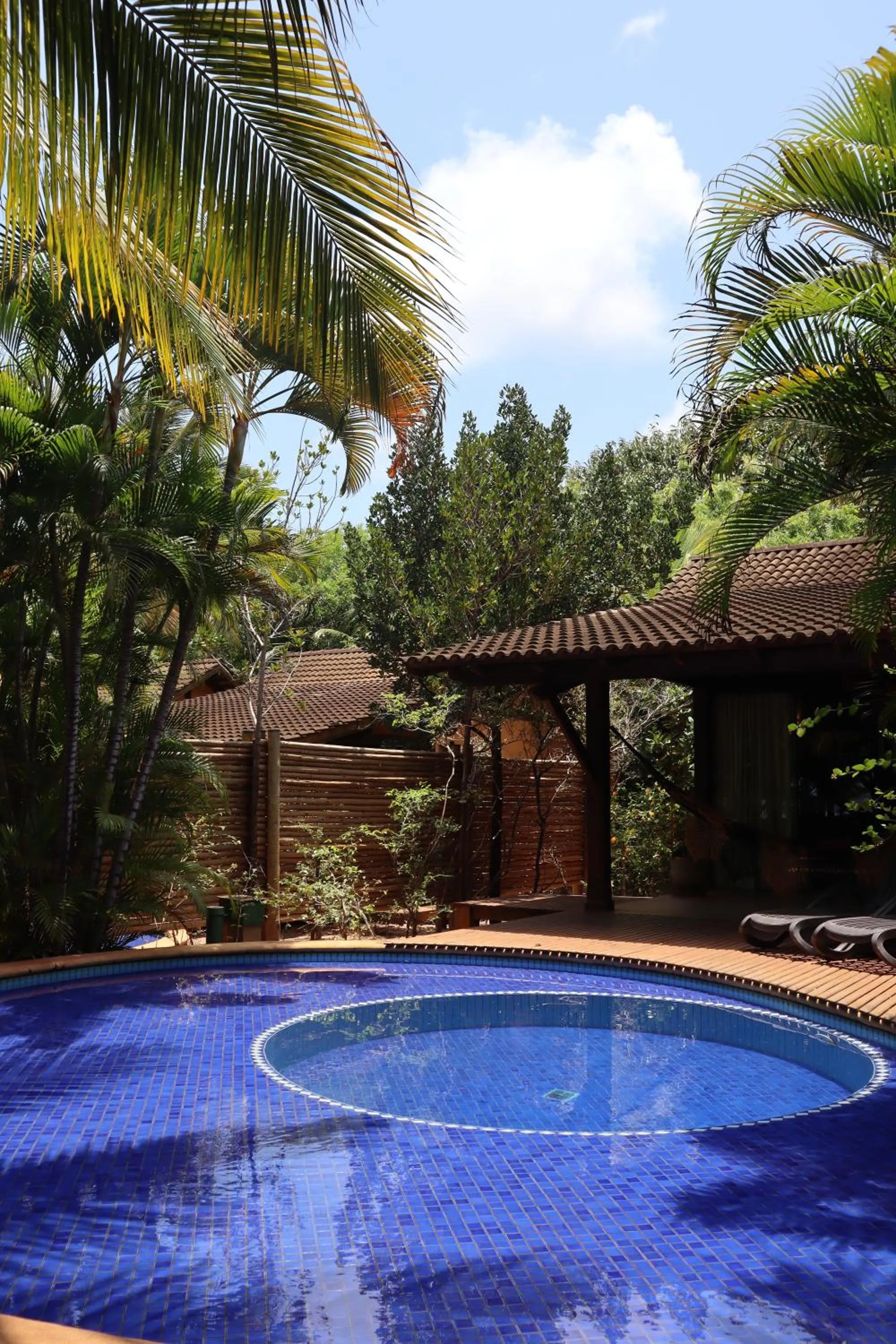 Swimming pool in Bupitanga Hotel