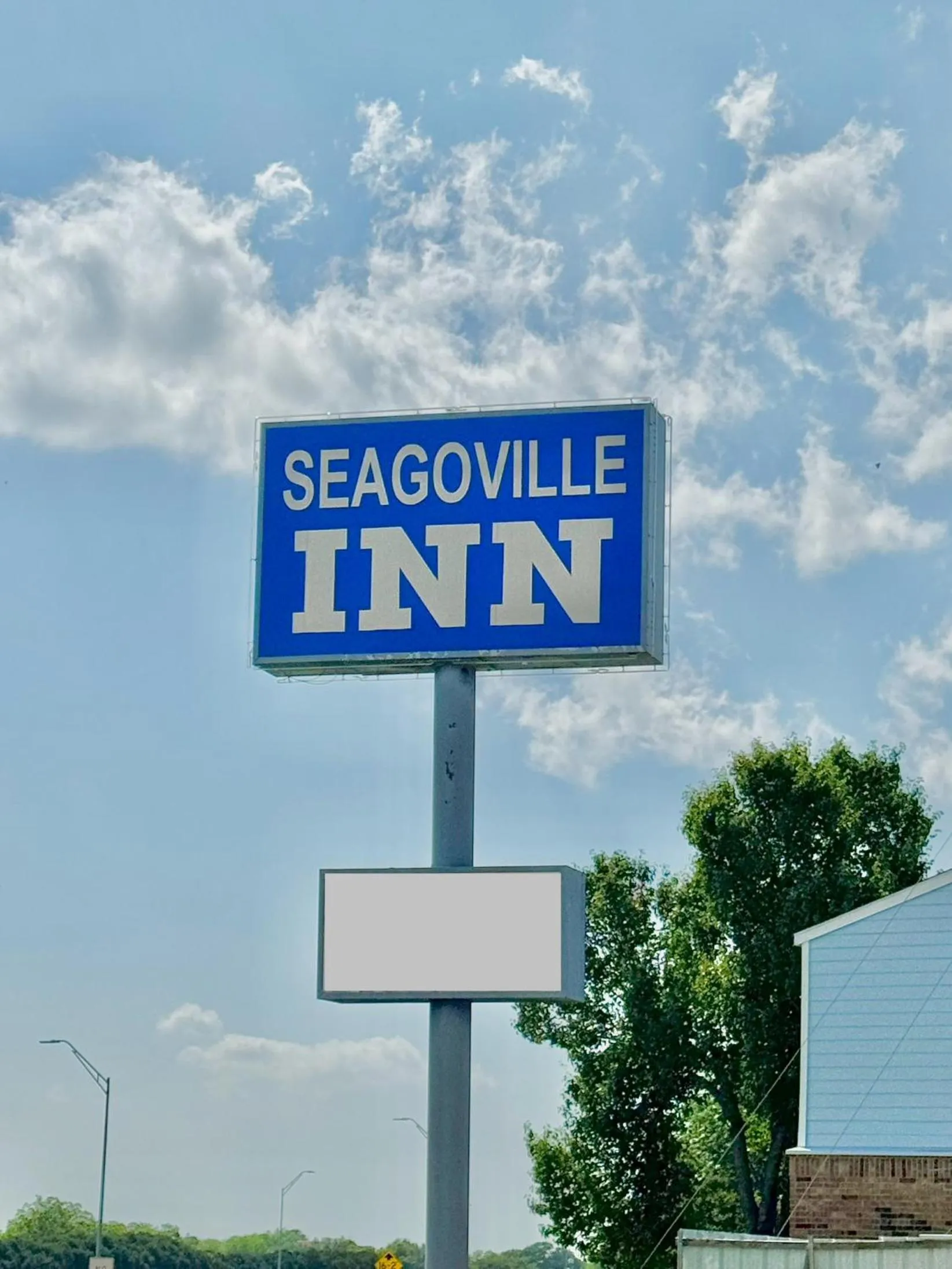 Property logo or sign in Seagoville Inn