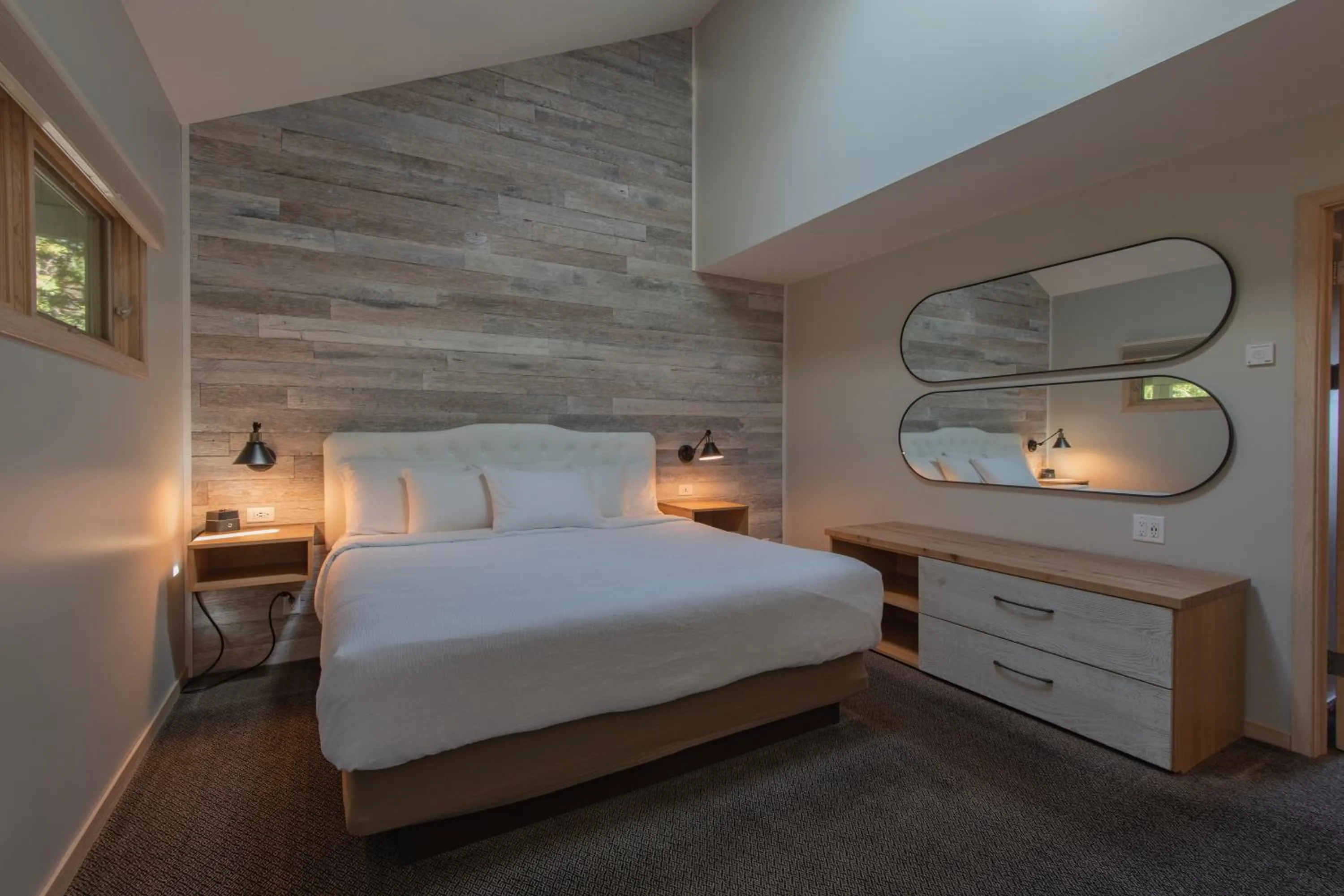 Guests, Bed in Country House Resort