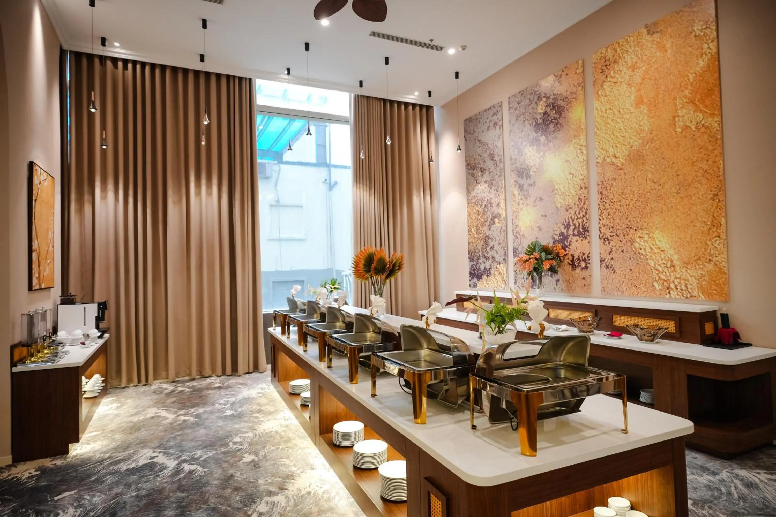 Restaurant/places to eat in Epic Tower Swiss-Belresidences Hanoi