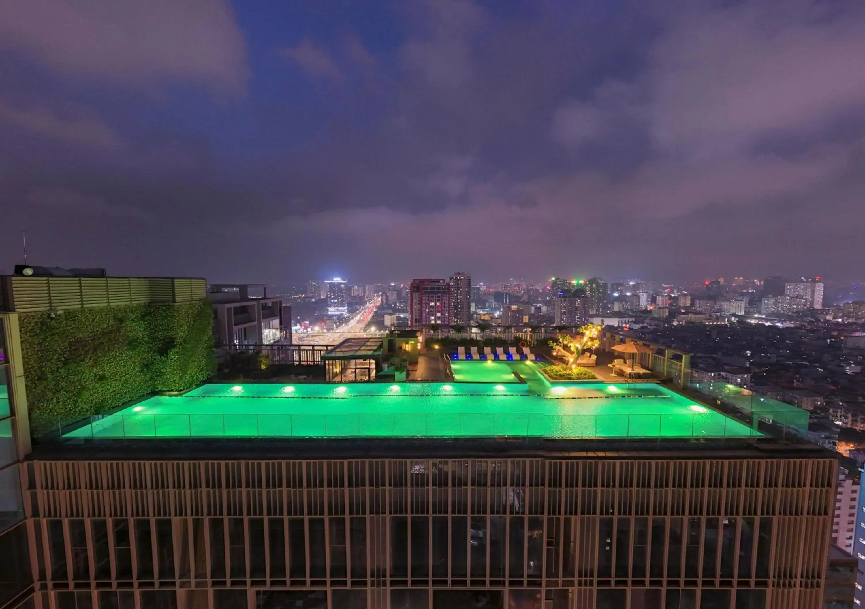 Pool view in Epic Tower Swiss-Belresidences Hanoi Pool view in Epic Tower Swiss-Belresidences Hanoi
