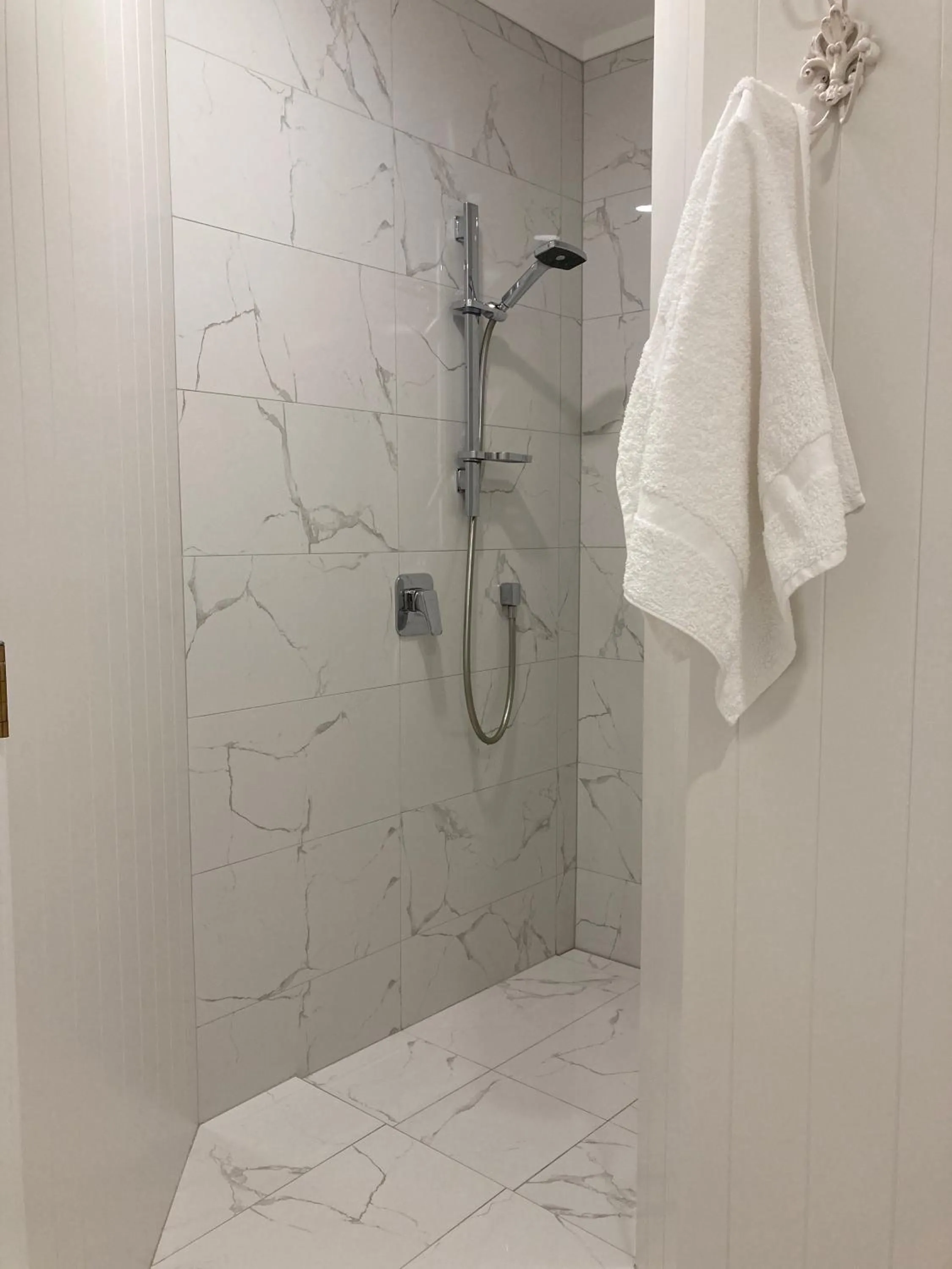 Bathroom in Hahei Bed and Breakfast