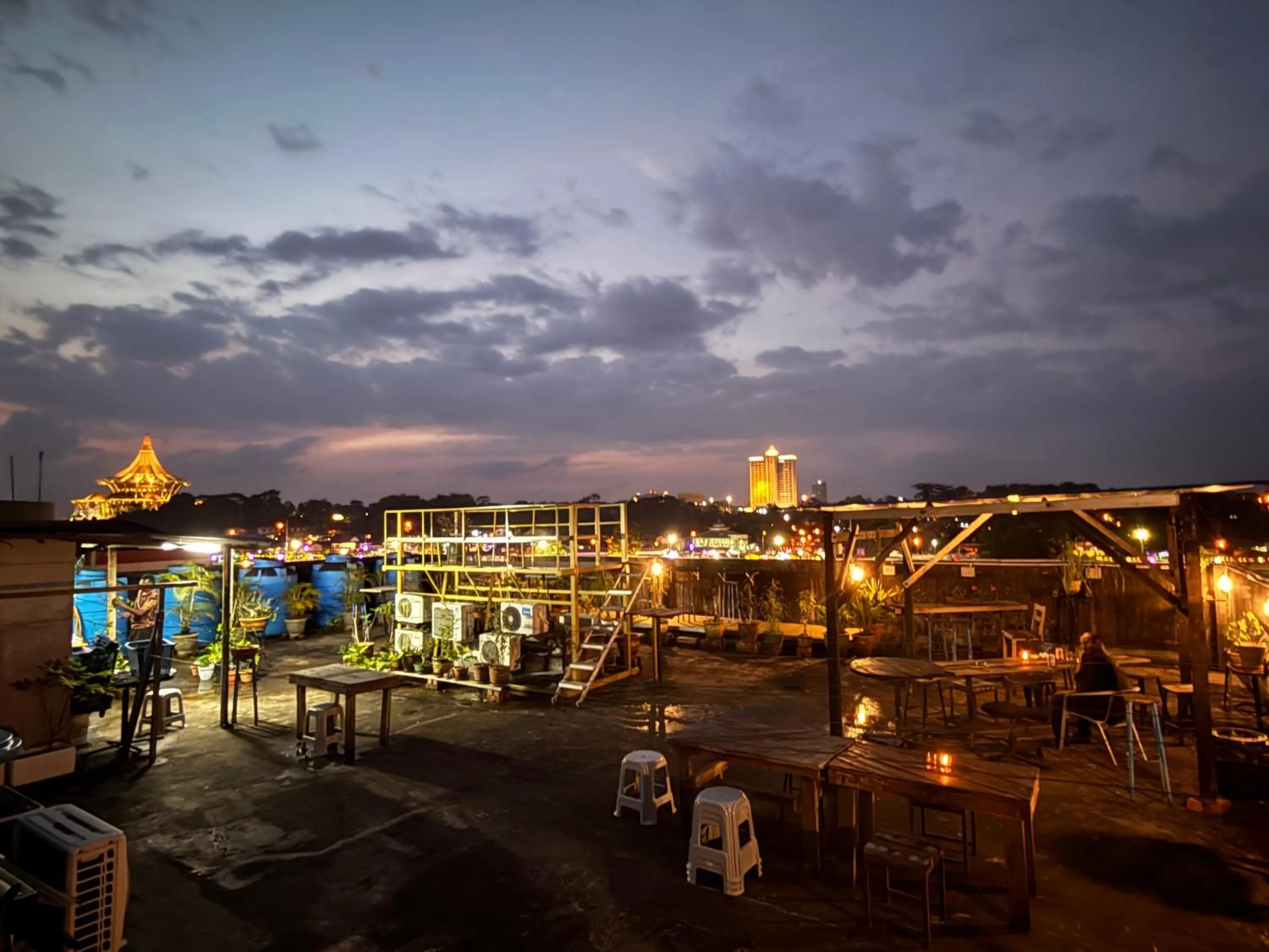 Bird's eye view in Woodpecker Lodge, Kuching