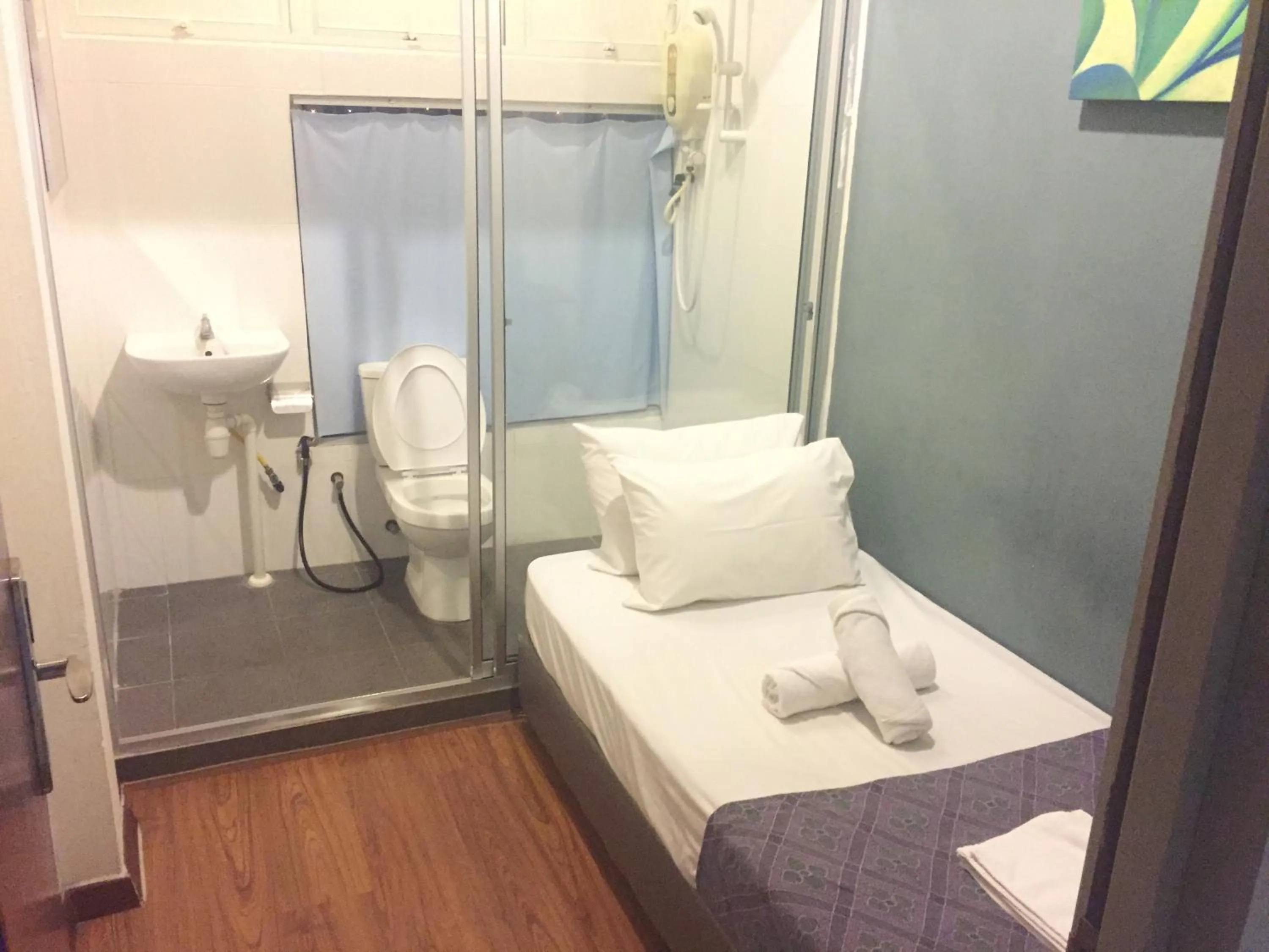 Bed in Woodpecker Lodge, Kuching