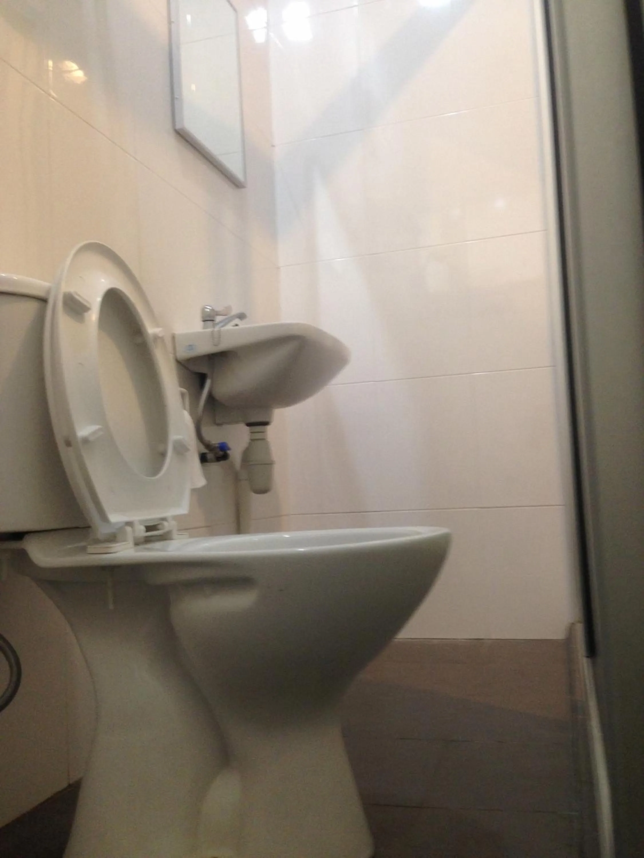 Bathroom in Woodpecker Lodge, Kuching