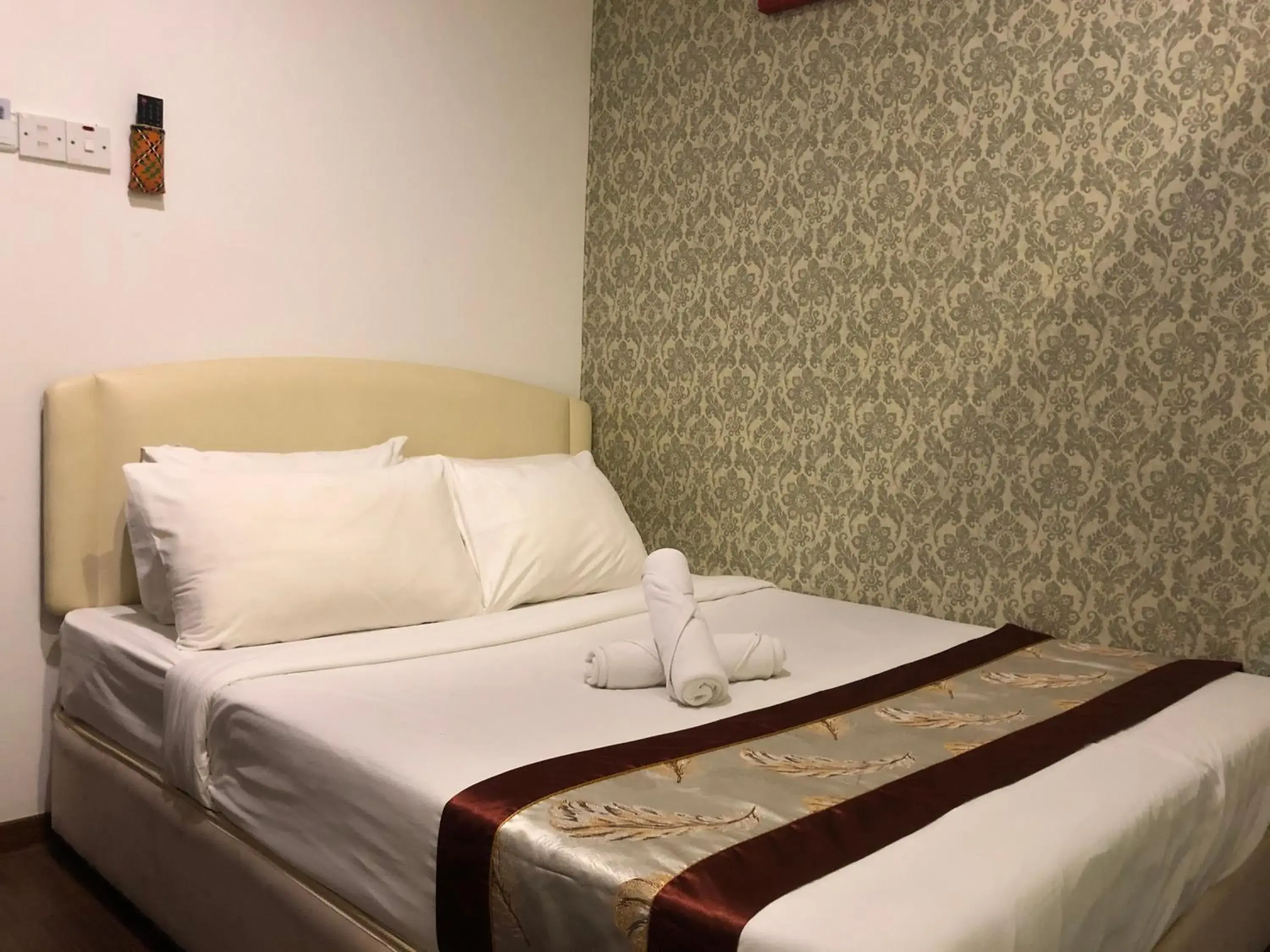 Bed in Woodpecker Lodge, Kuching Bed in Woodpecker Lodge, Kuching