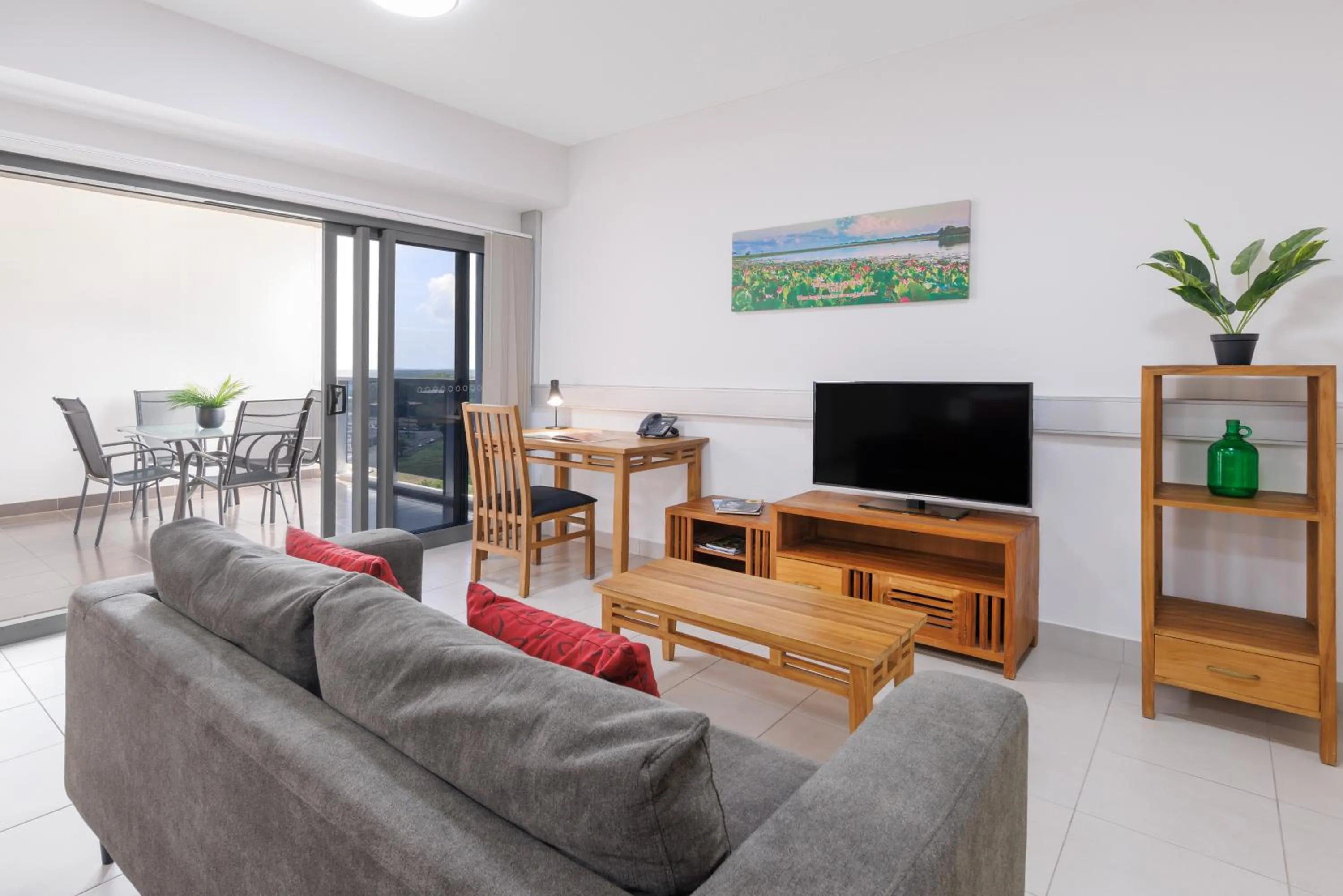 Balcony/Terrace in Ramada Suites by Wyndham Zen Quarter Darwin