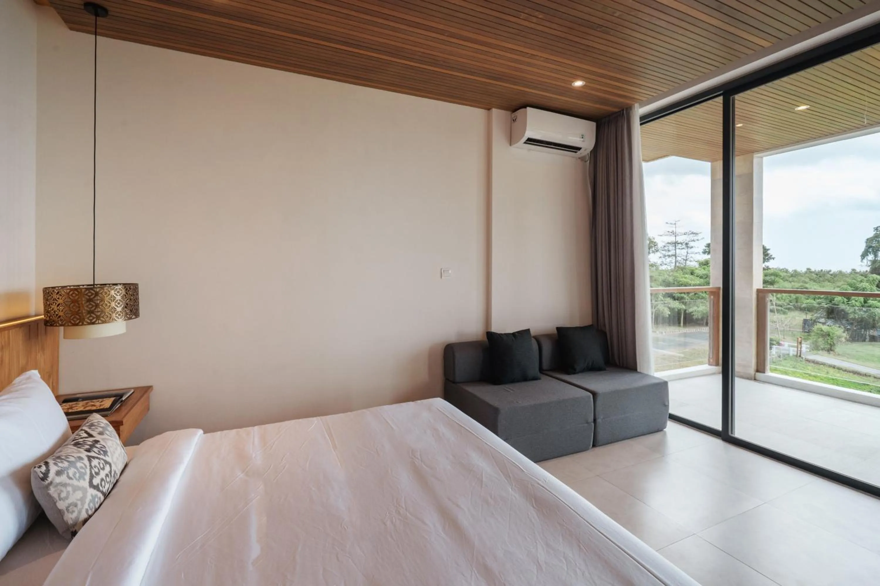 Bedroom, Bed in Villa Avocagolf Uluwatu by Nakula