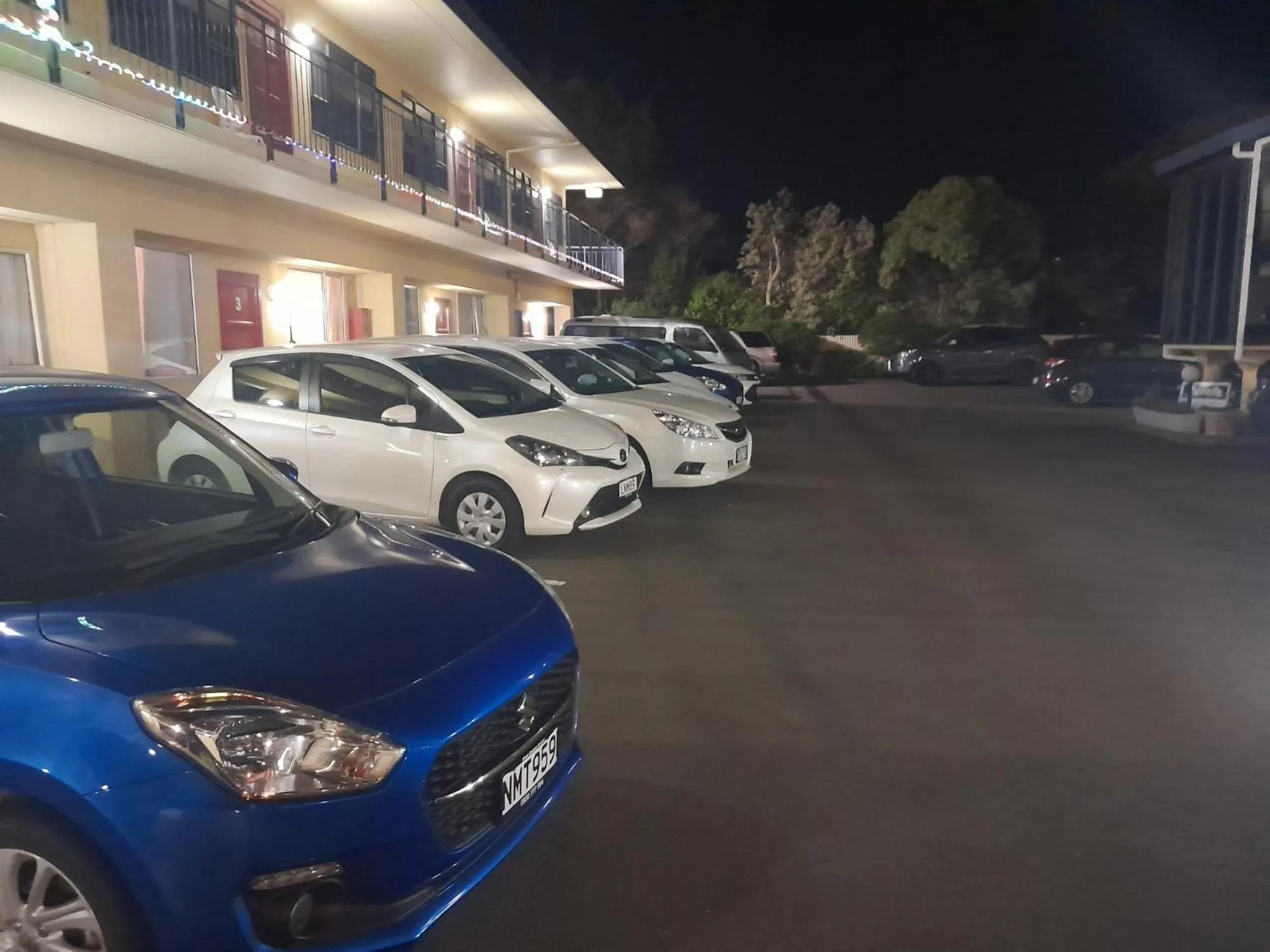 Night in A'Abode Motor Lodge