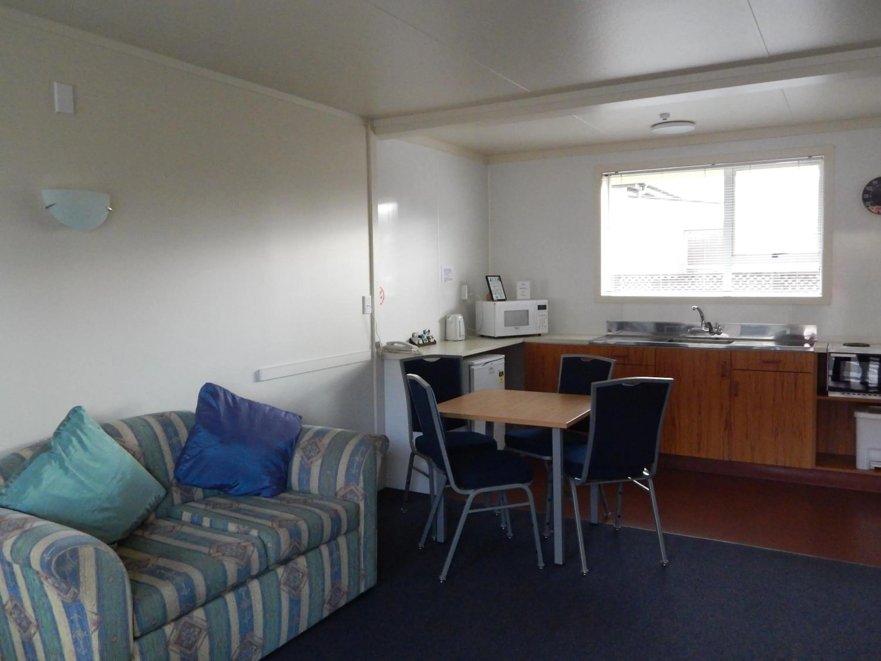 Kitchen or kitchenette in A'Abode Motor Lodge