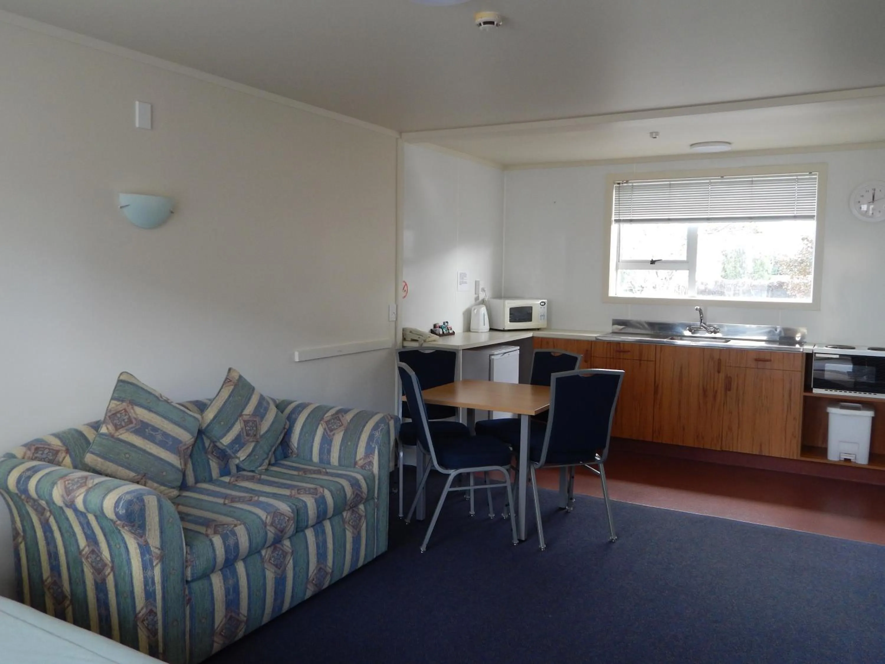 Coffee/tea facilities in A'Abode Motor Lodge